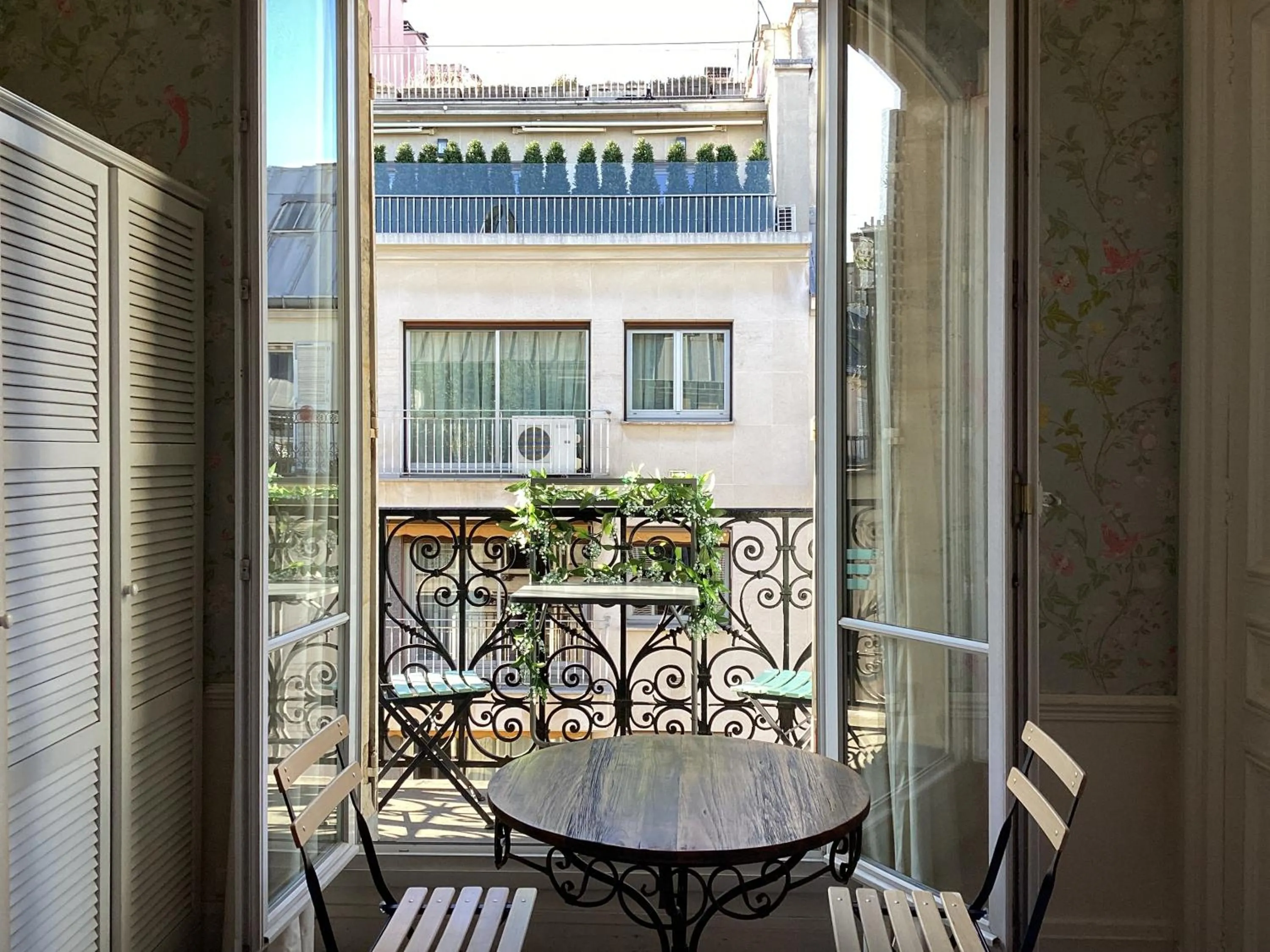 BED and BREAKFAST PARIS QUARTIER CHAMPS-ÉLYSÉES