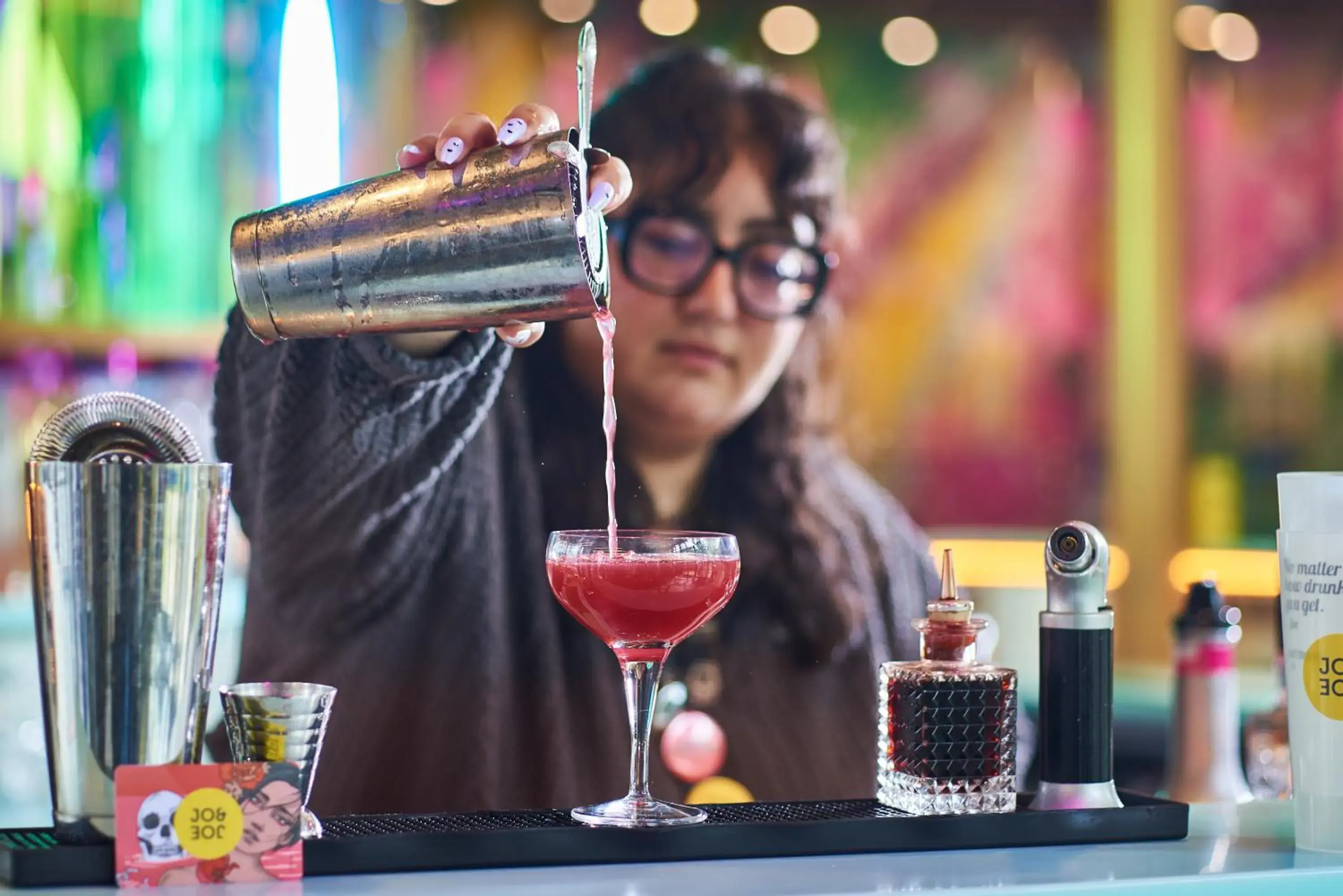 Lounge or bar in JO&JOE Paris Gentilly - Auberge de Jeunesse Lounge or bar in JO&JOE Paris Gentilly - Auberge de Jeunesse