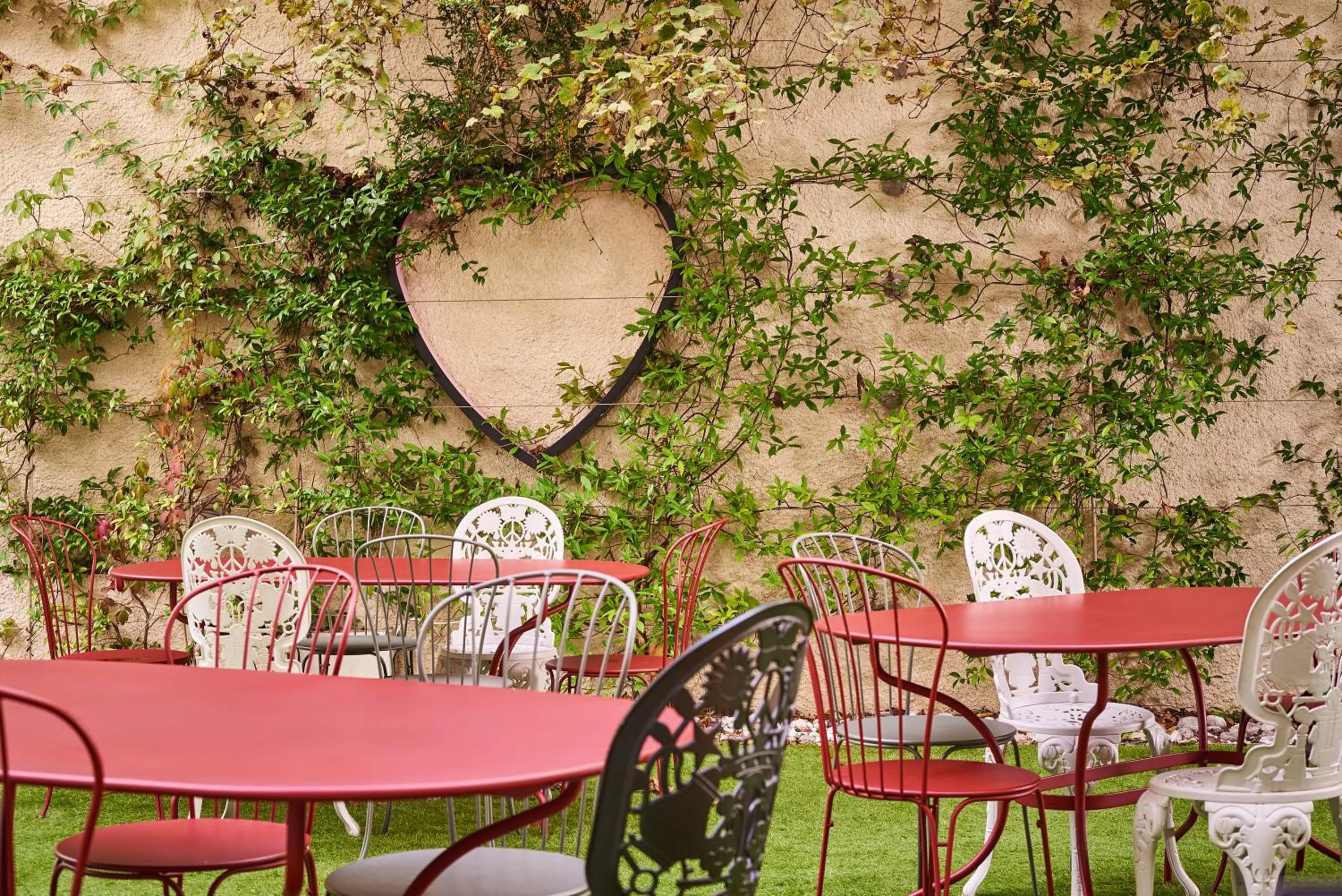 Garden in JO&JOE Paris Gentilly - Auberge de Jeunesse