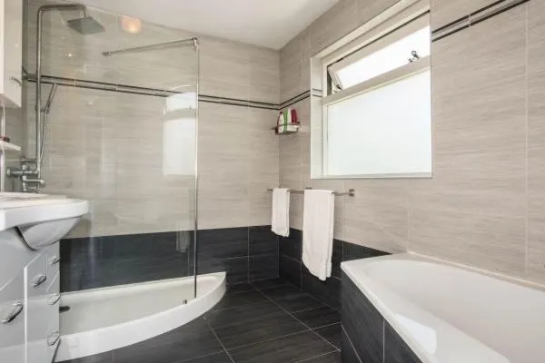 Bathroom in Westerschelde B&B