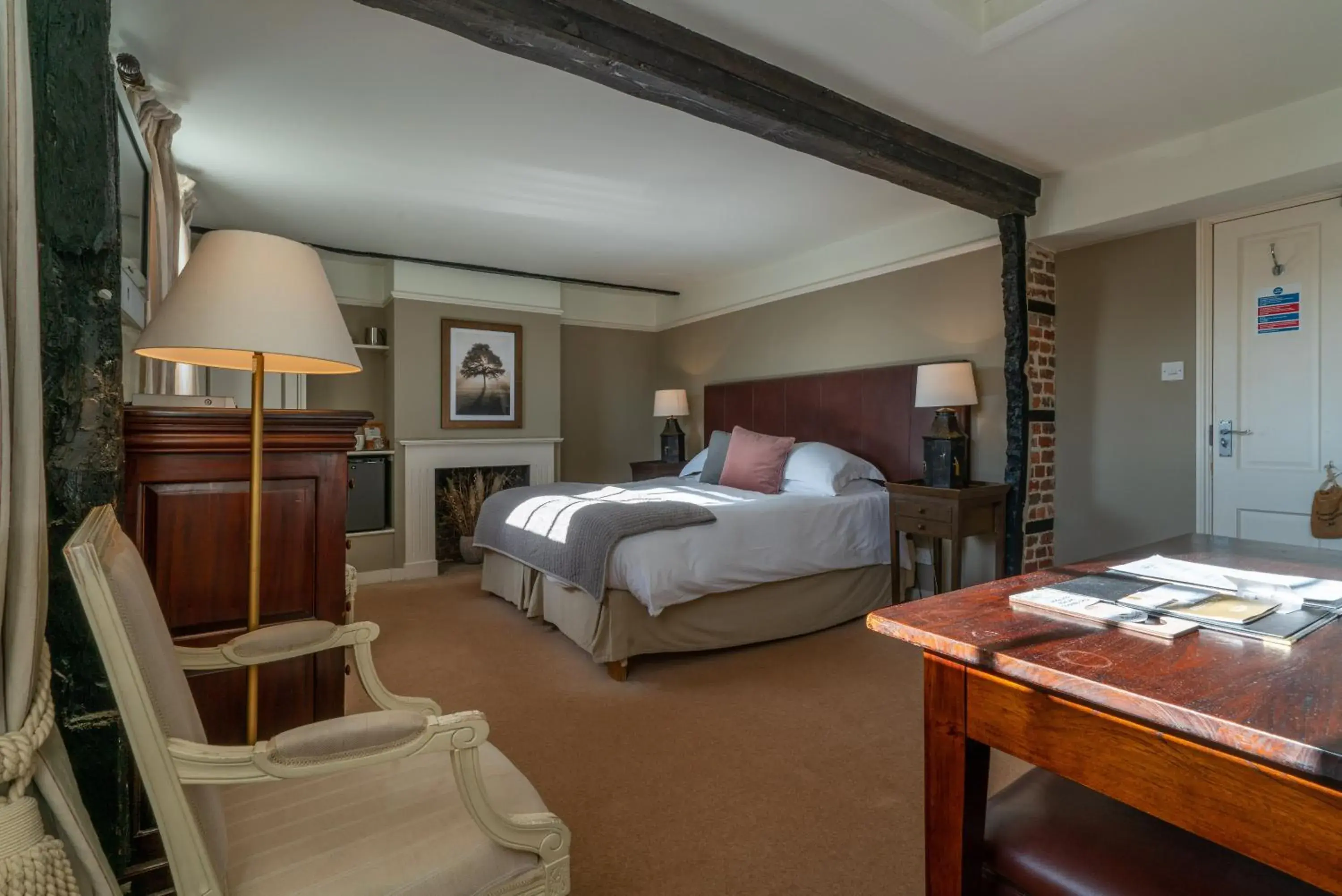 Comfort Room in The Royal Oak Inn Comfort Room in The Royal Oak Inn
