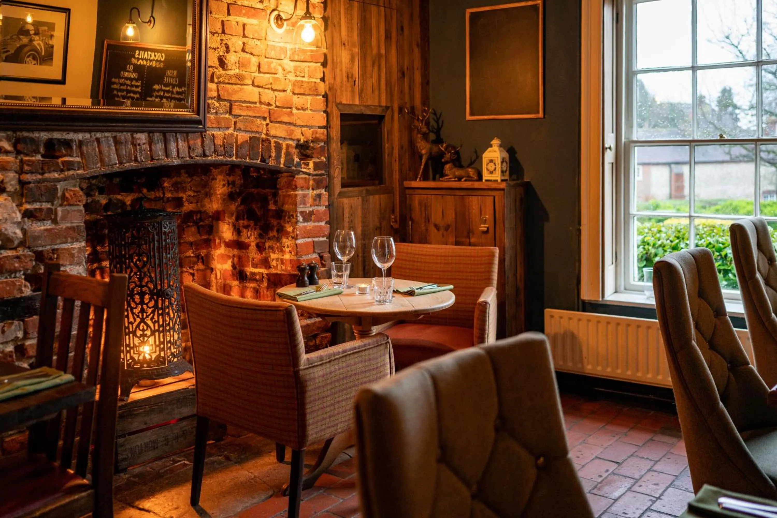 Restaurant/places to eat in The Royal Oak Inn