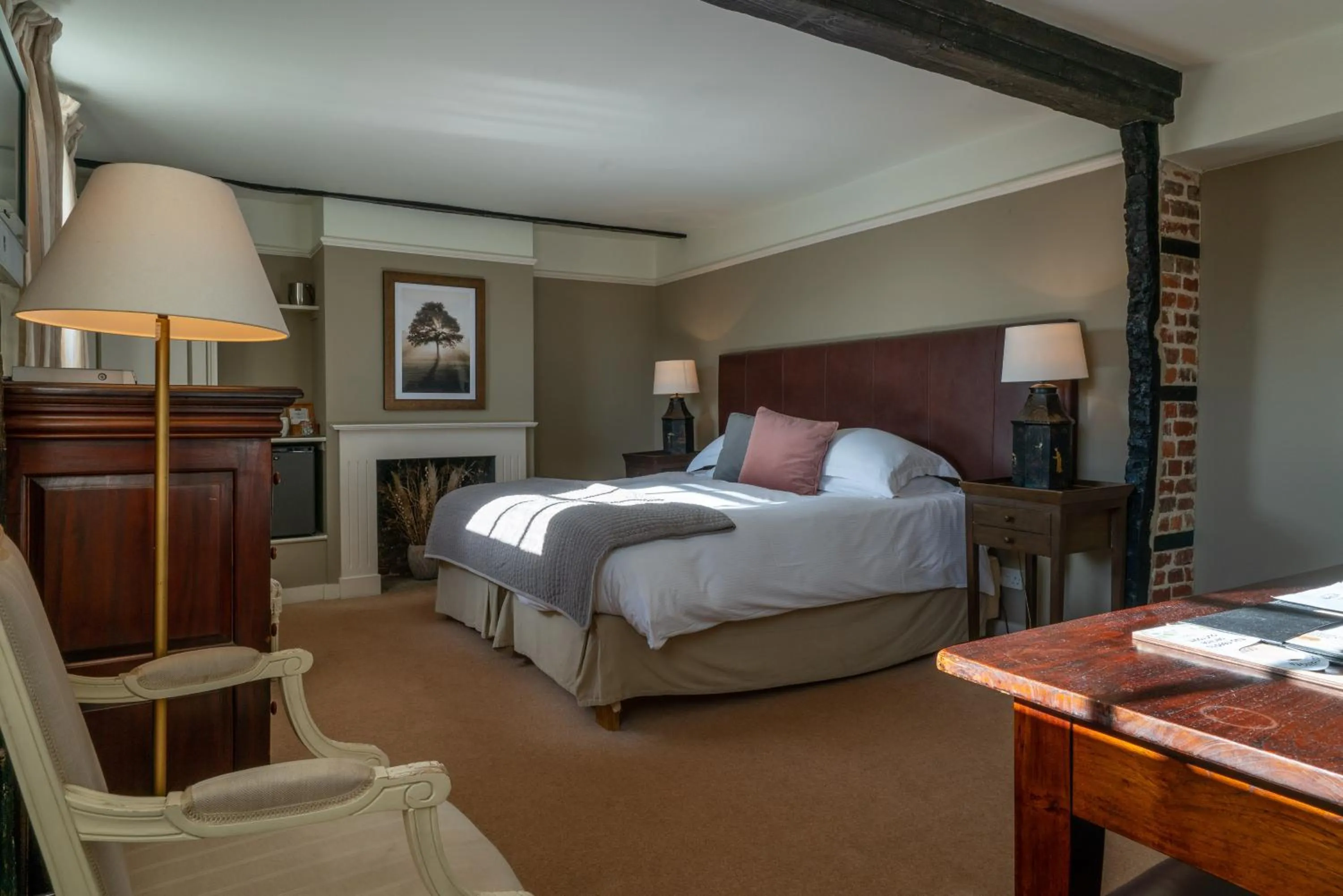 Bed in The Royal Oak Inn