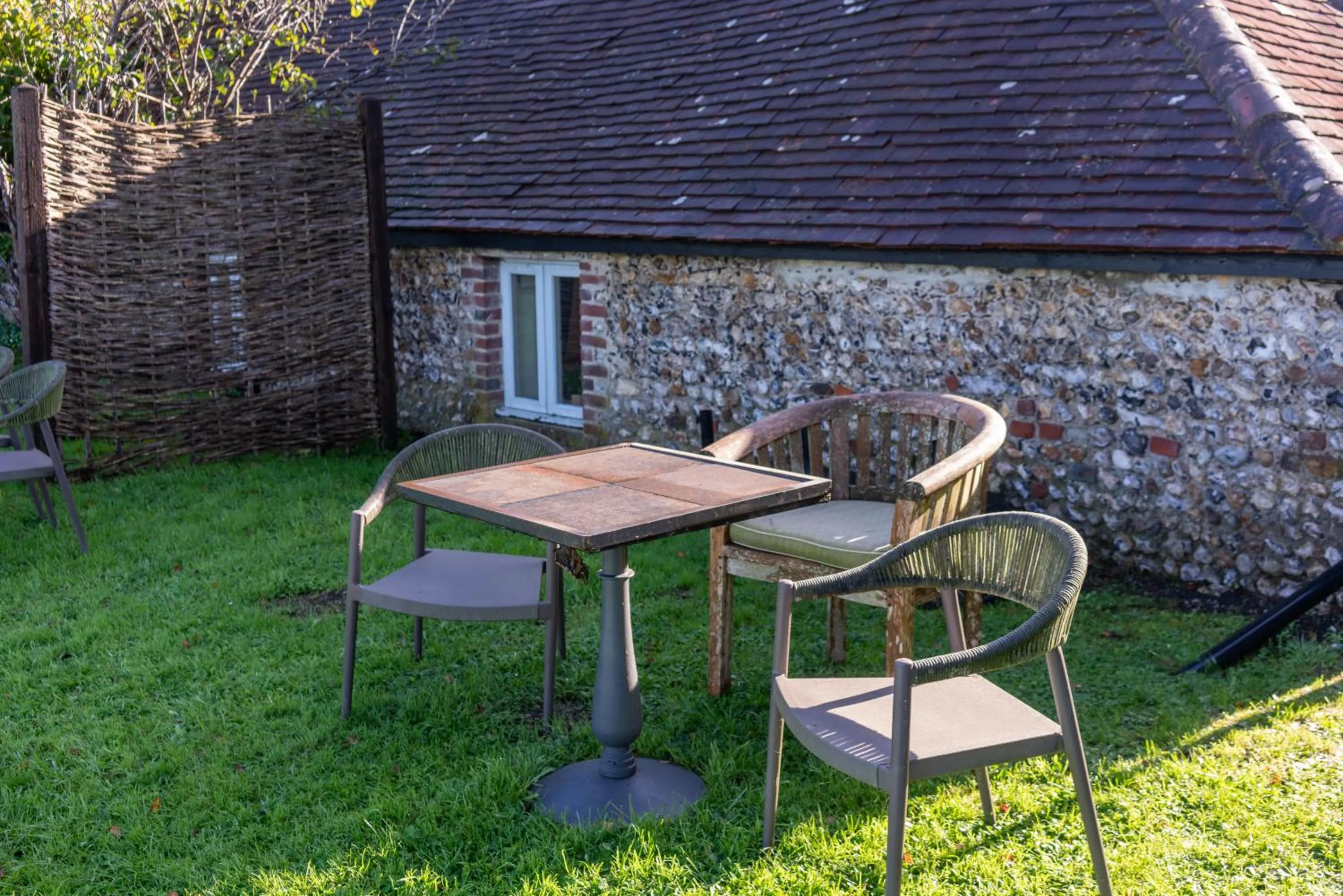 Patio in The Royal Oak Inn