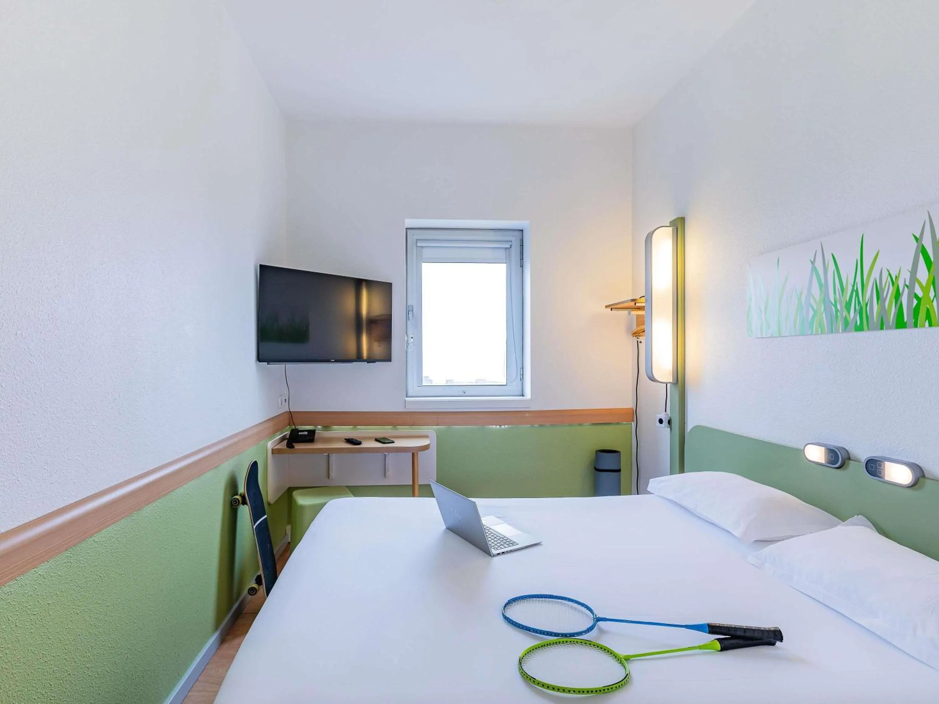 Bedroom, Bed in Hotel ibis Budget Porto Gaia