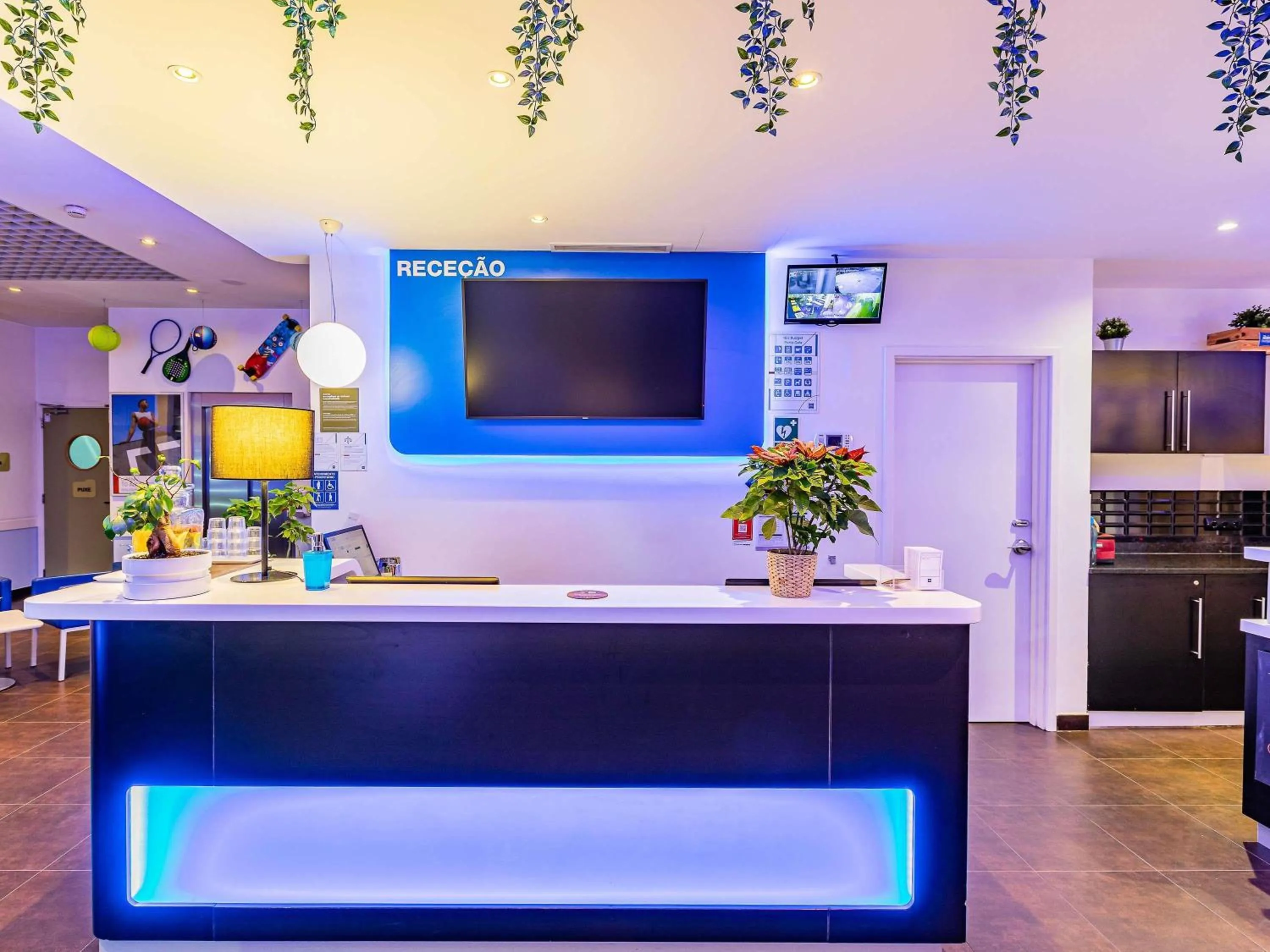 Property building in Hotel ibis Budget Porto Gaia