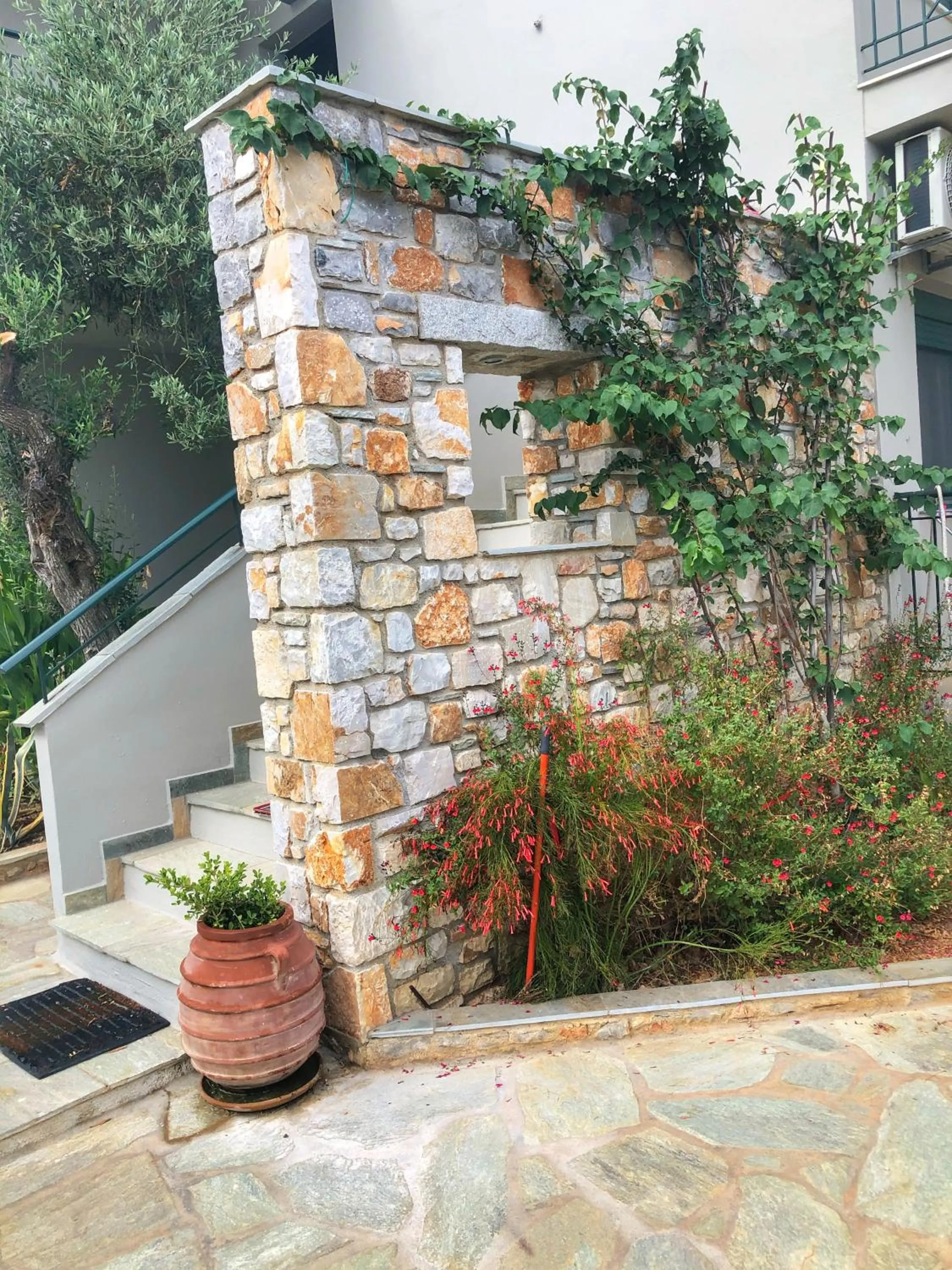 Property building in Azzurro