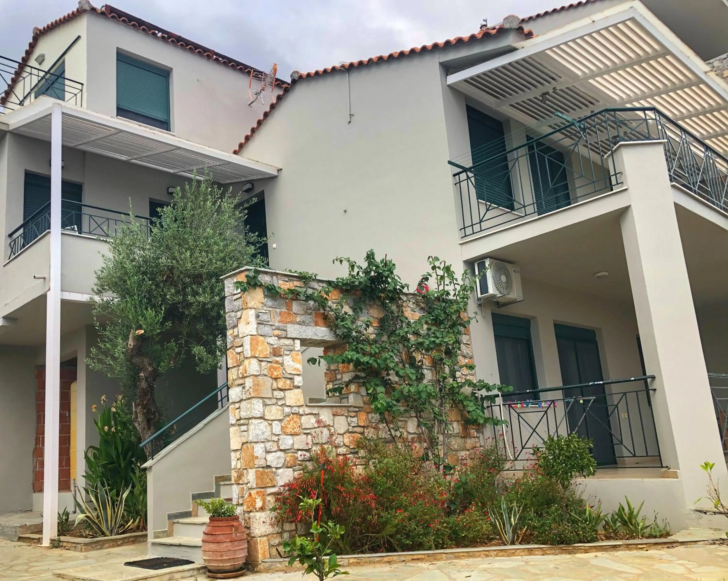 Property building in Azzurro