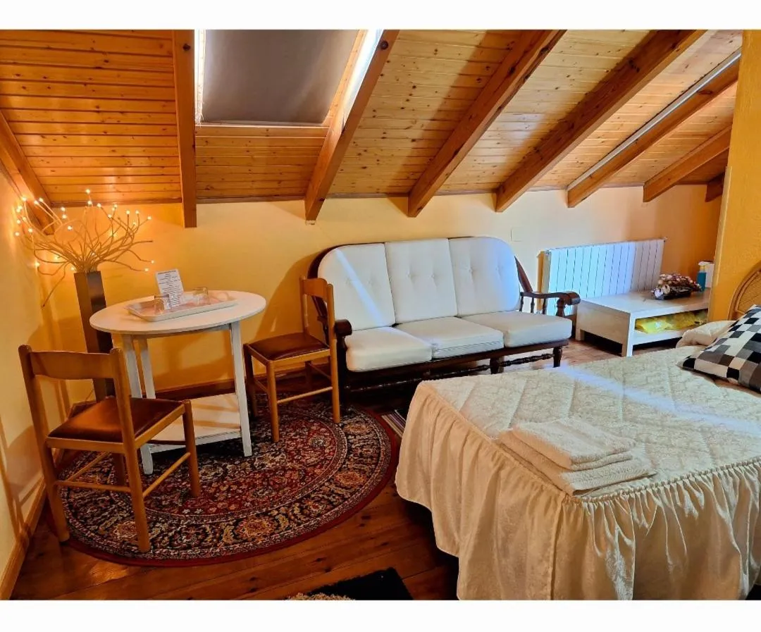 Bed in Apartahotel portal de leon