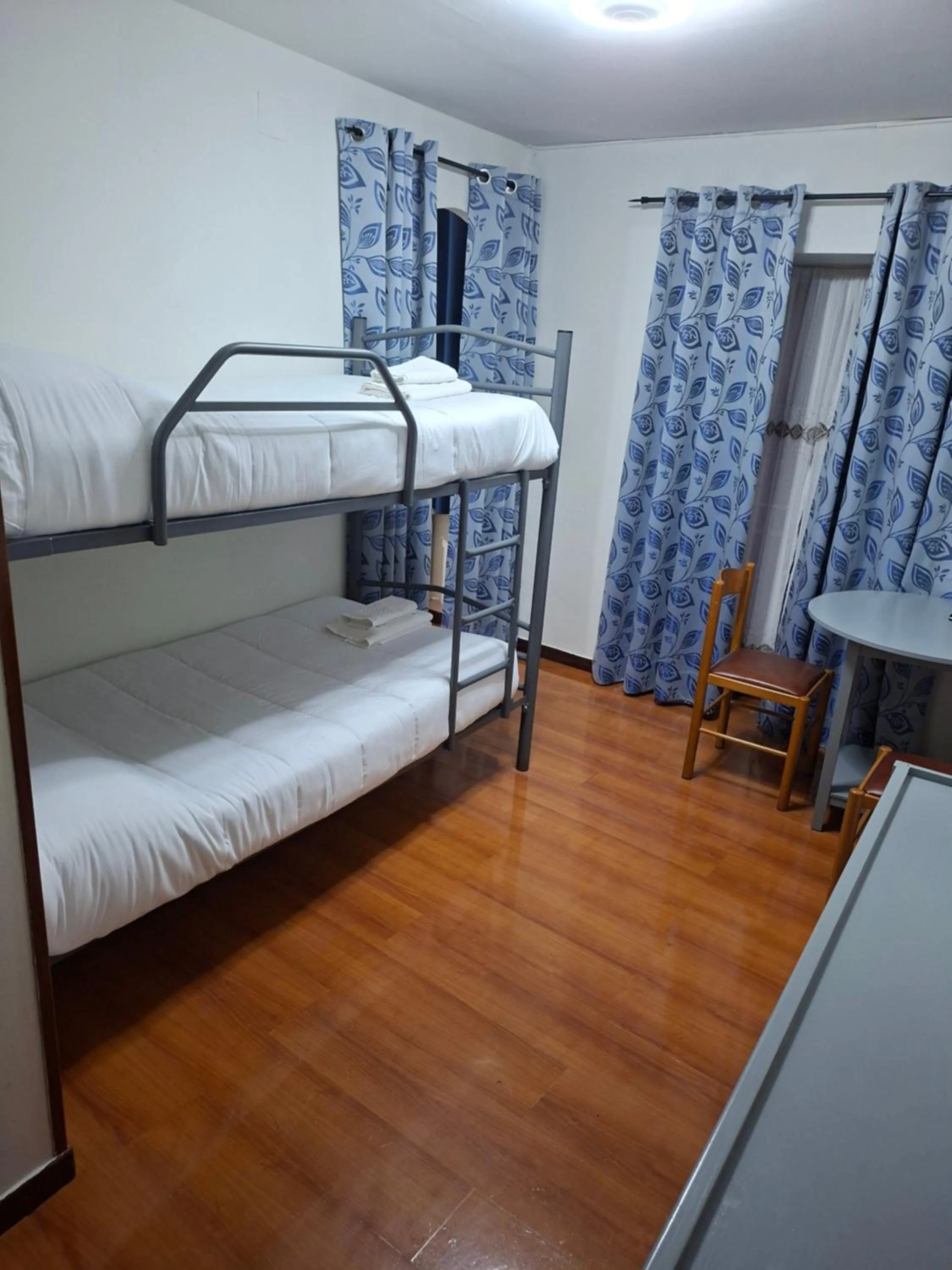 Bed in Apartahotel portal de leon