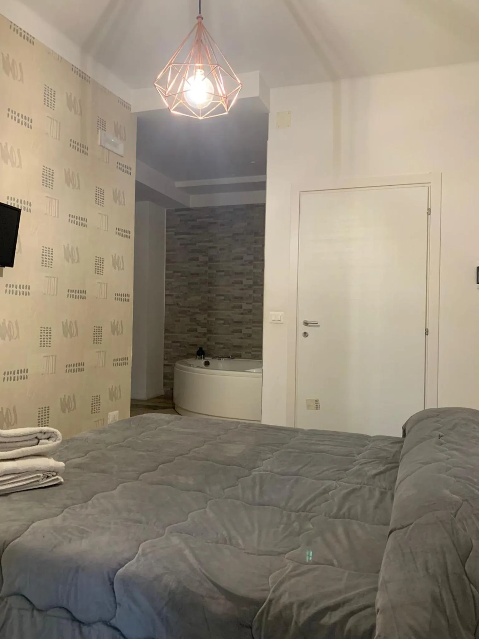 Bed in B&B LE COCCINELLE