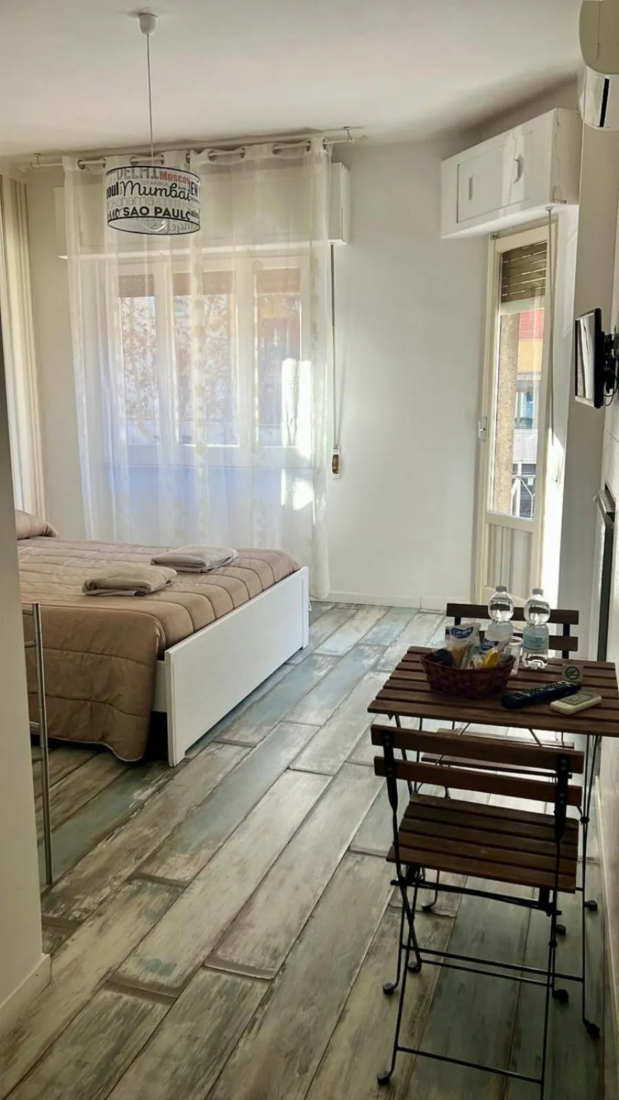 Bed in B&B LE COCCINELLE