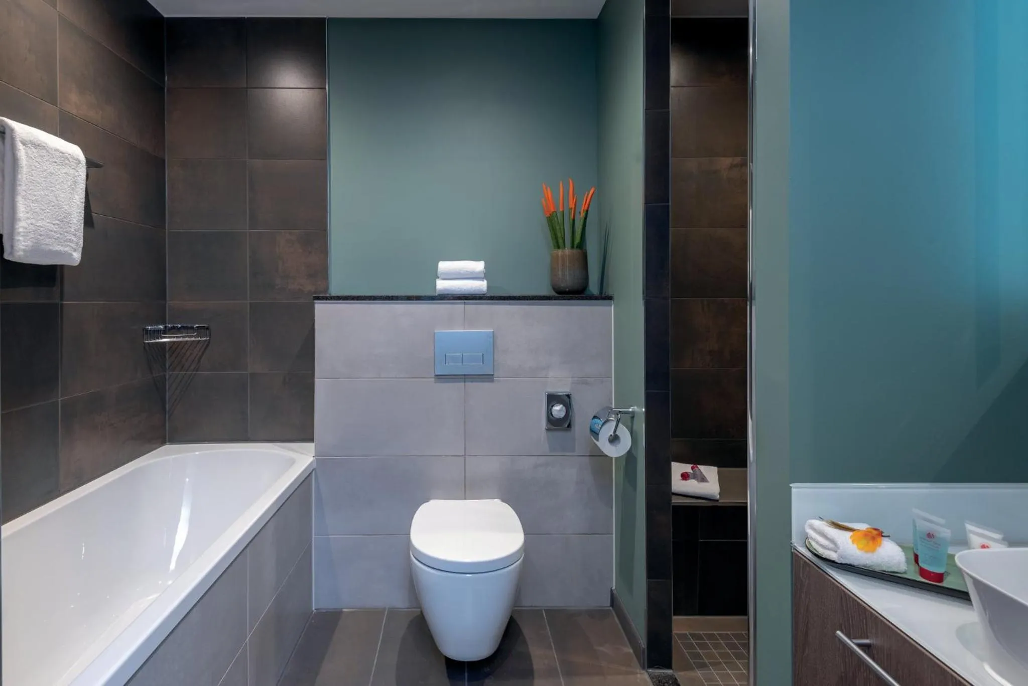 Bathroom in Leonardo Royal Hotel Amsterdam