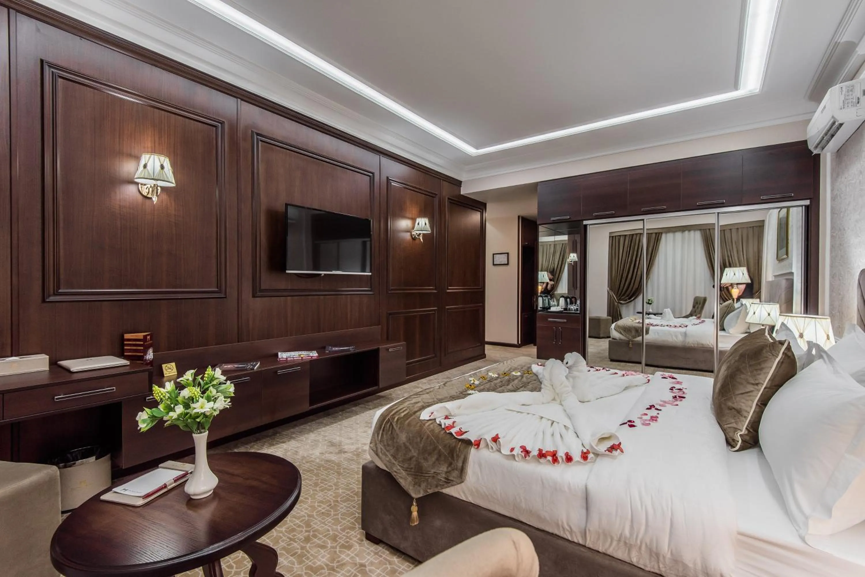 Photo of the whole room, Bed in The Royal Mezbon Hotel & SPA