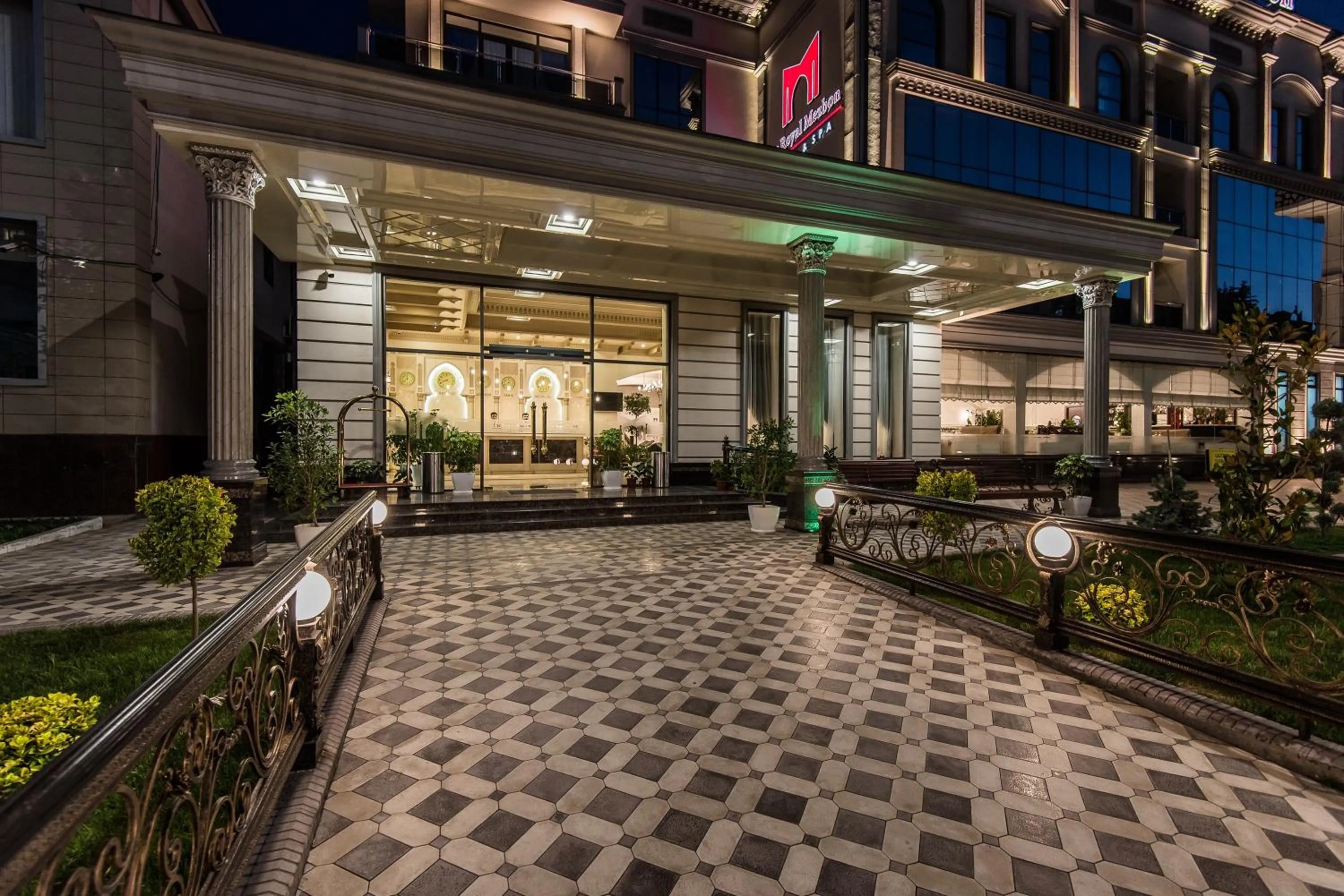 Facade/entrance in The Royal Mezbon Hotel & SPA