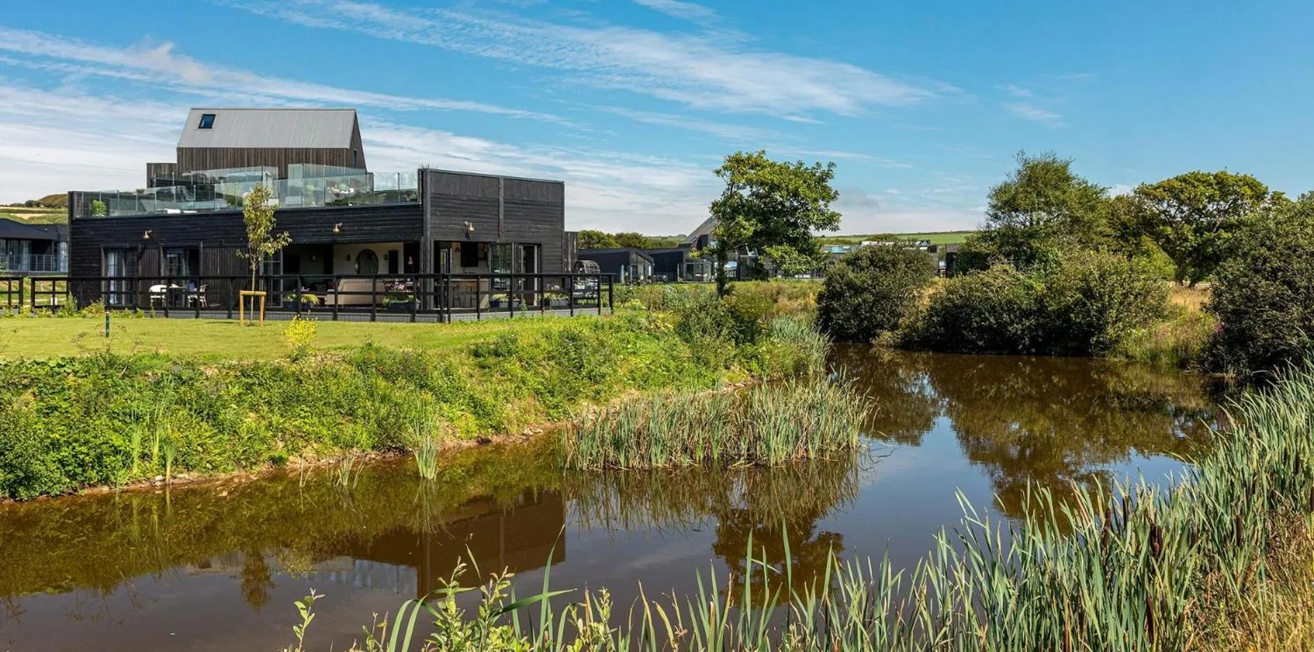 Lake view in Retallack Resort