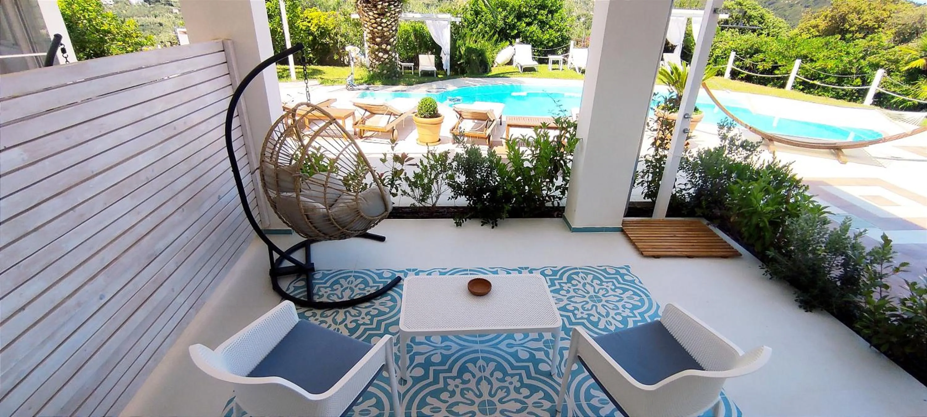 Patio in B&B White House