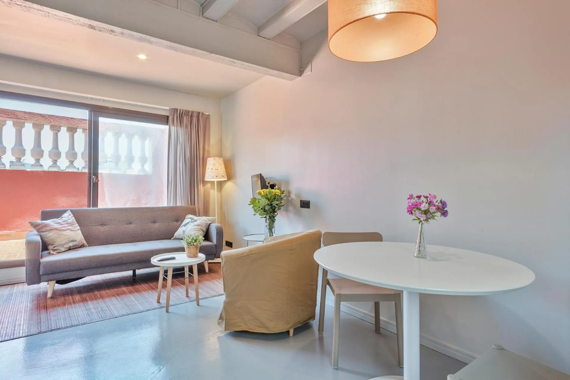 Living room in My Address in Plaza Real