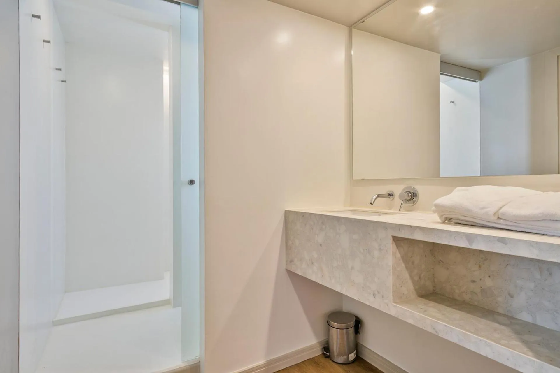 Bathroom in My Address in Plaza Real