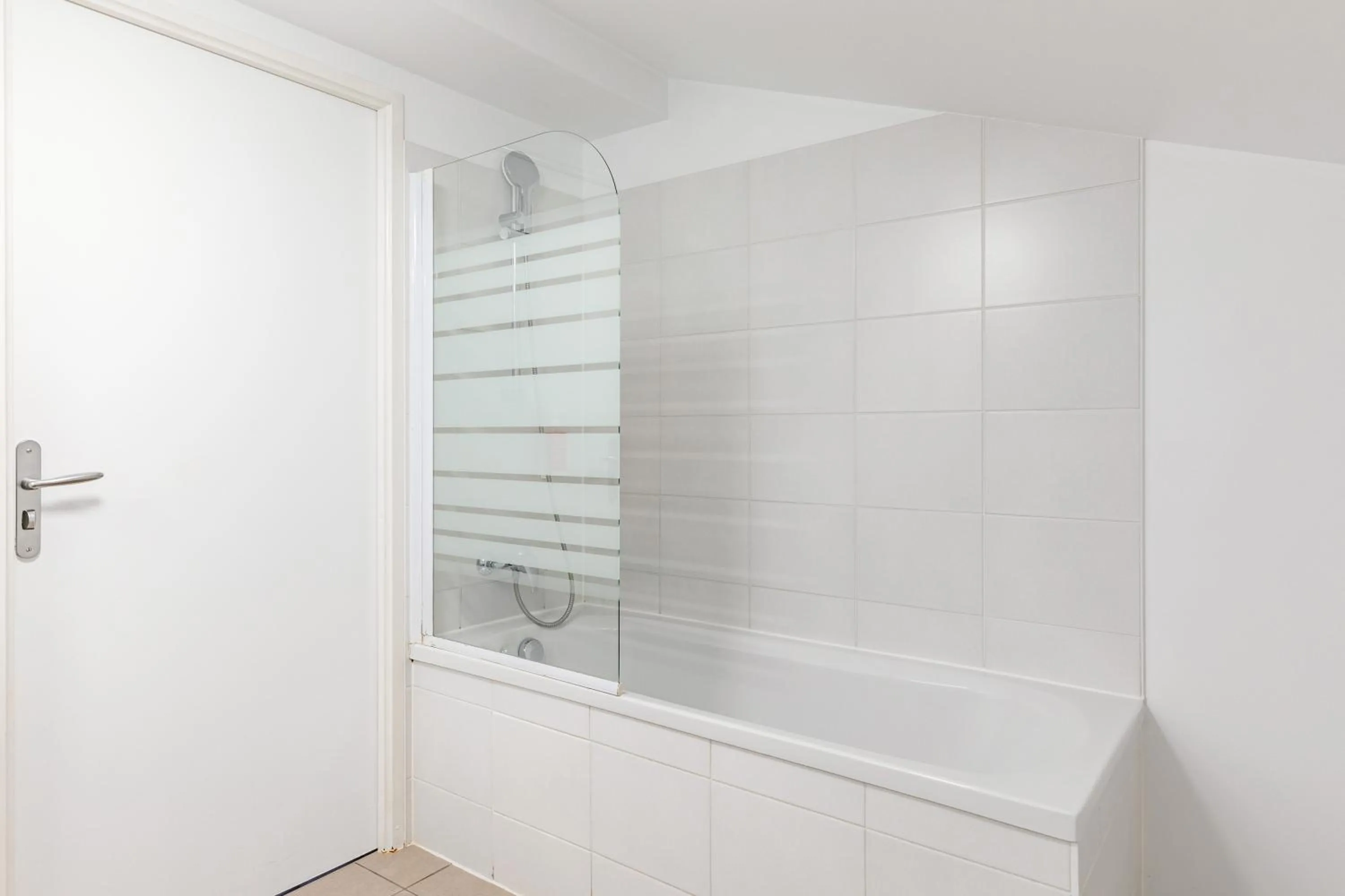 Bathroom in Appart'City Confort Niort Centre