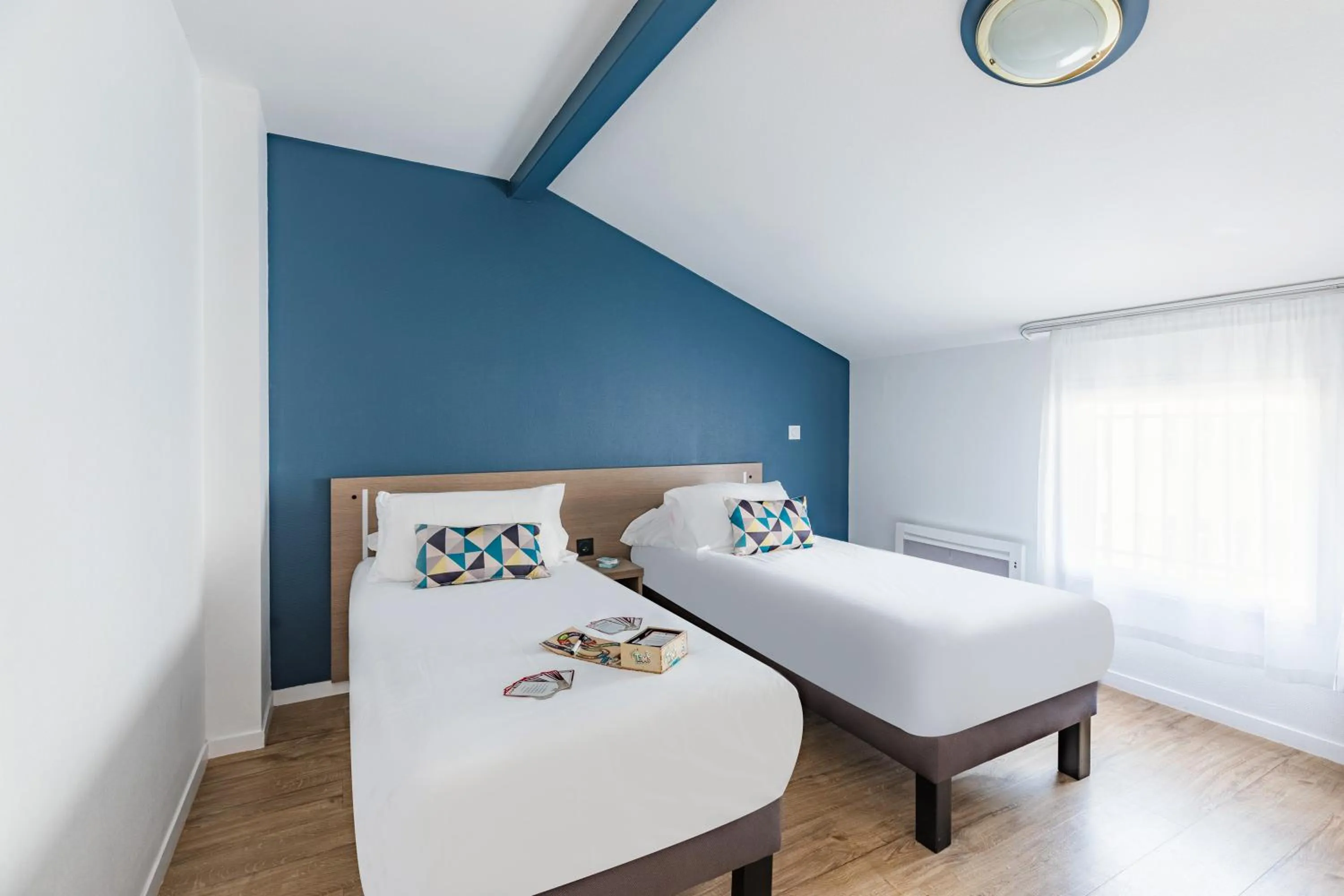 Bed in Appart'City Confort Niort Centre