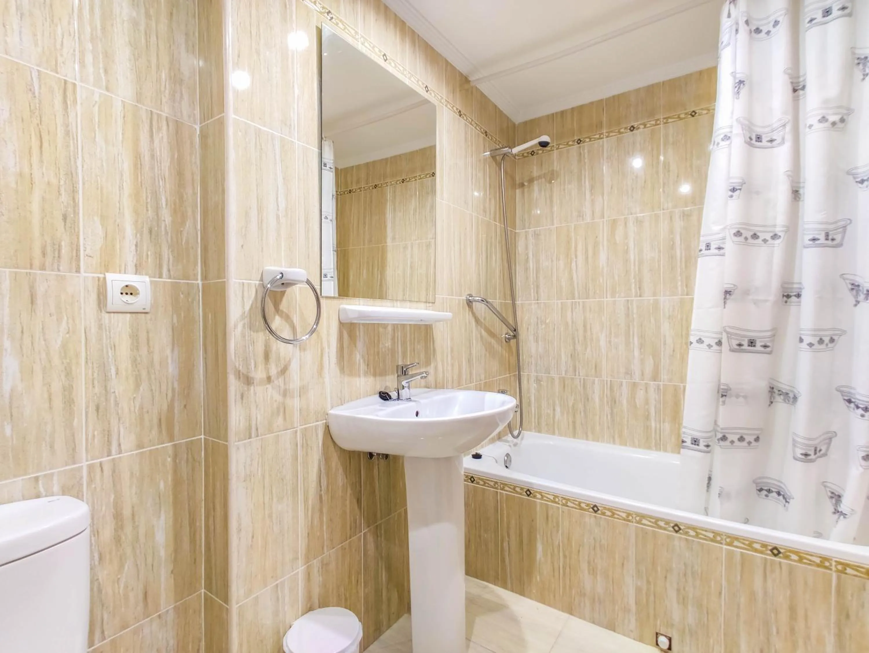 Picasso-Fincas Benidorm