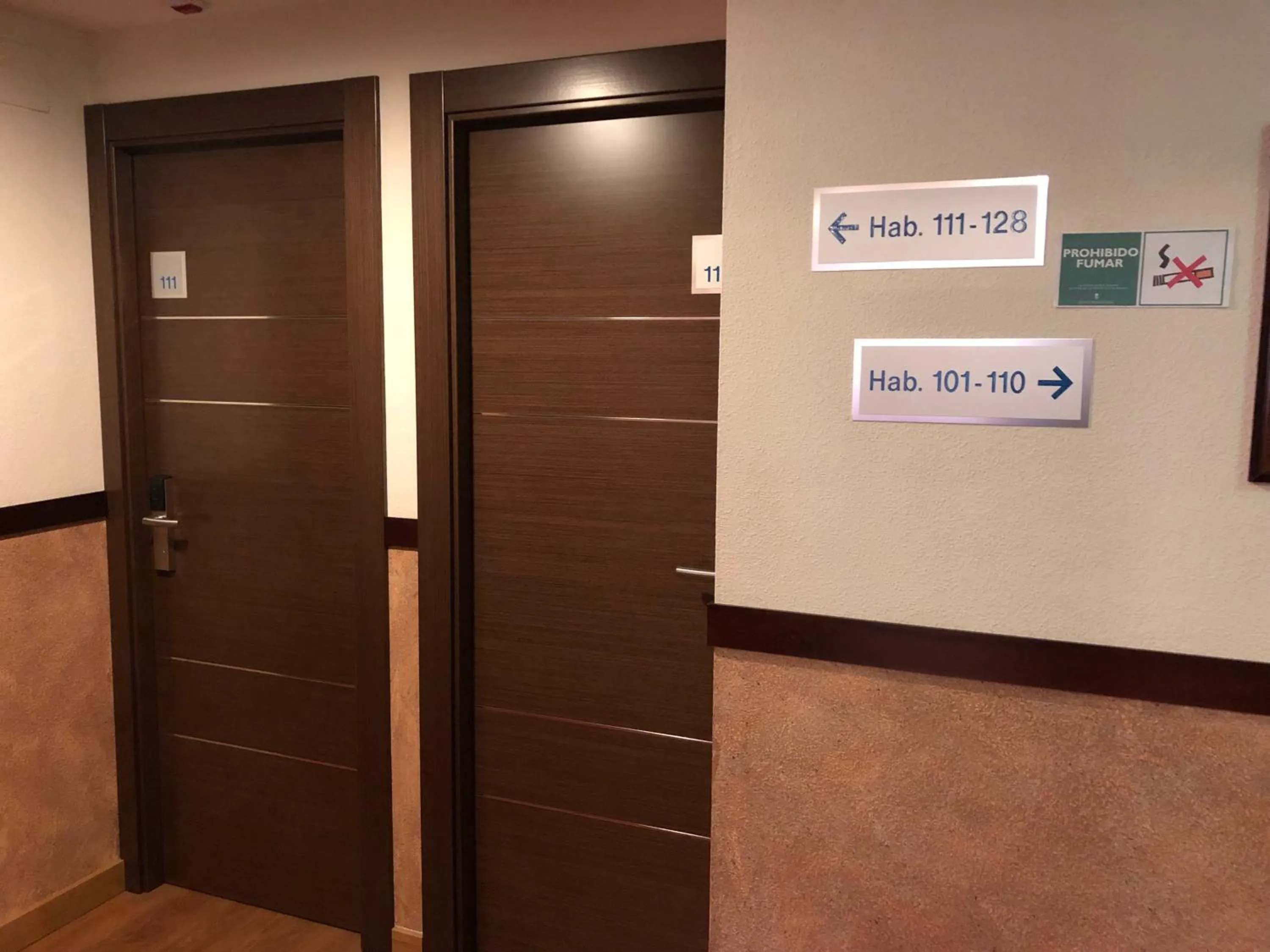 Decorative detail in Hotel Bahia