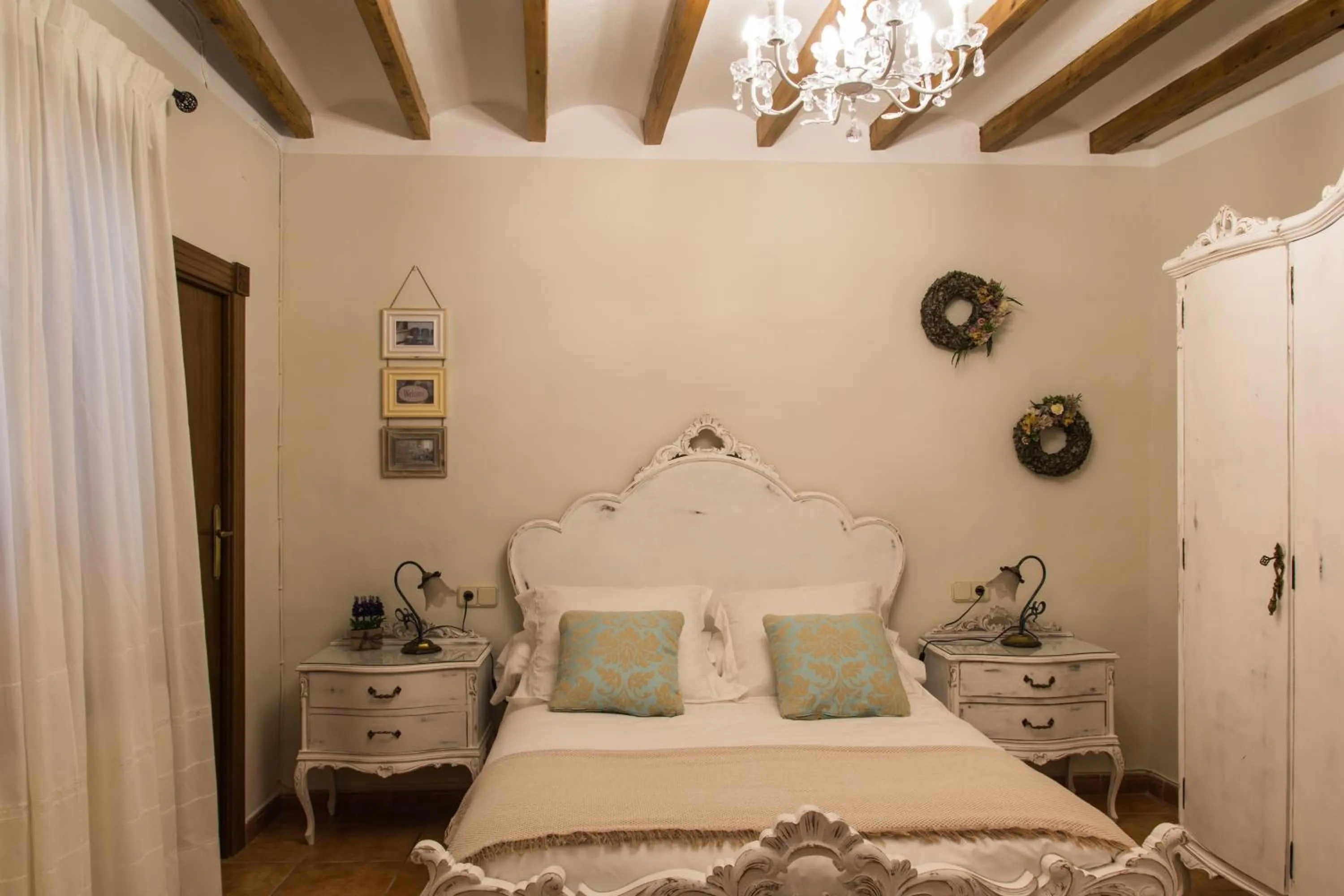 Photo of the whole room, Bed in Casa Rosalía
