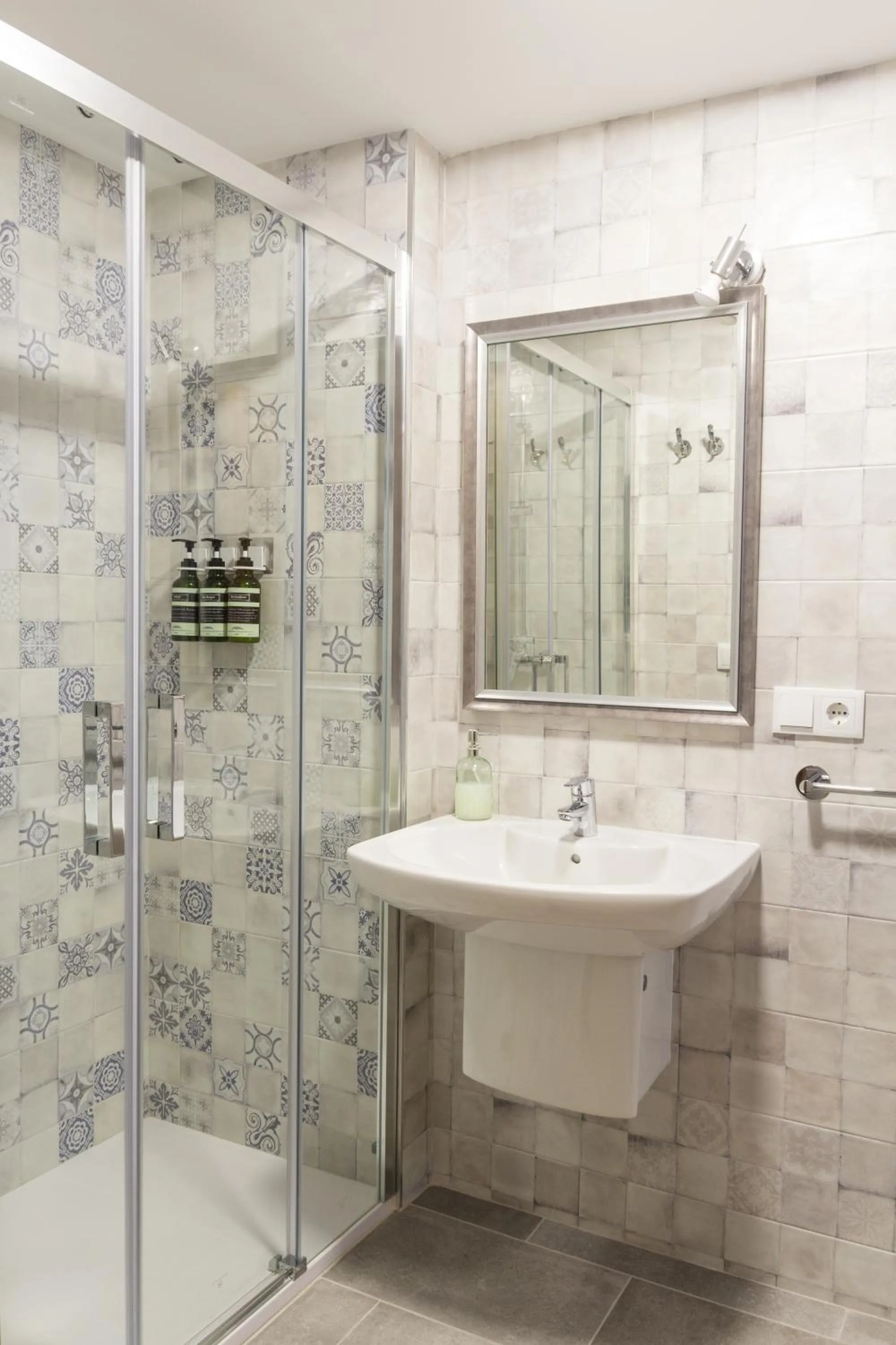 Shower in Casa Rosalía