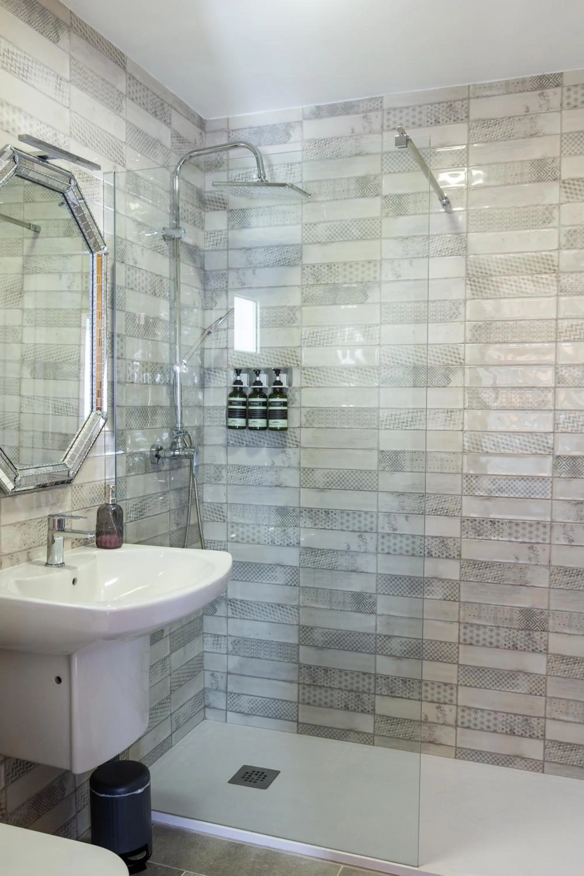 Shower in Casa Rosalía