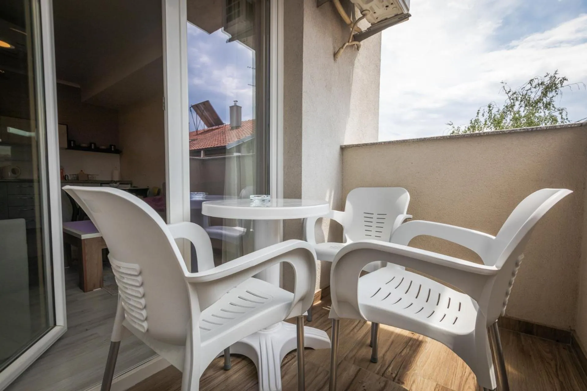 Boulevard Apartments