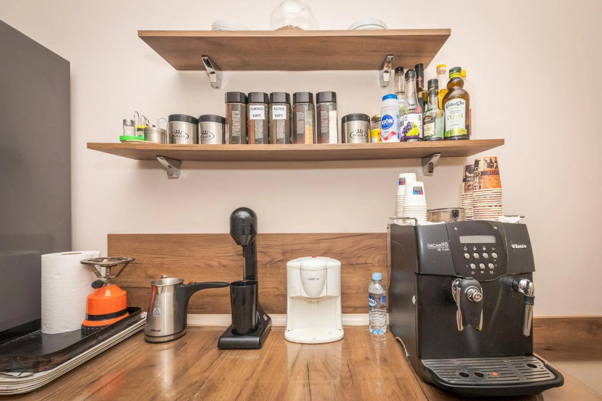 Boulevard Apartments