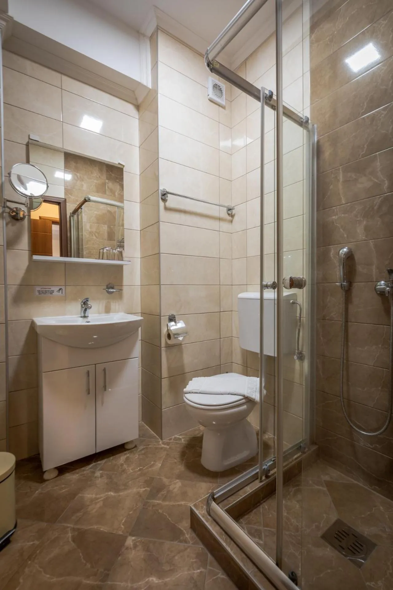 Boulevard Apartments