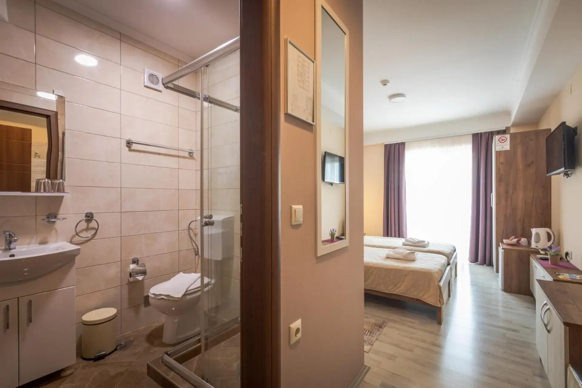 Double or Twin Room - single occupancy in Boulevard Apartments Double or Twin Room - single occupancy in Boulevard Apartments