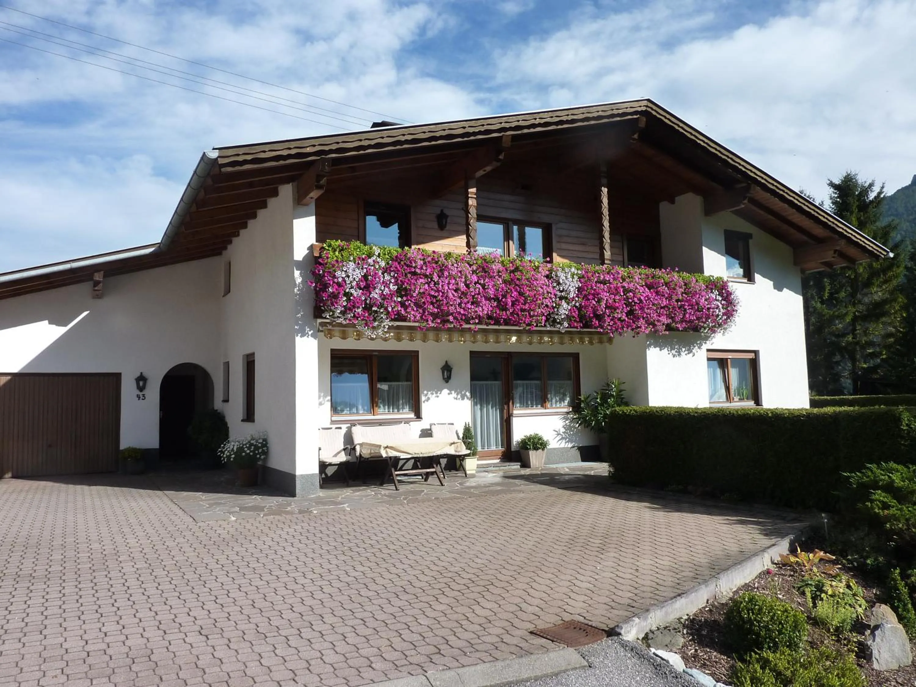 Facade/entrance in Haus Früh