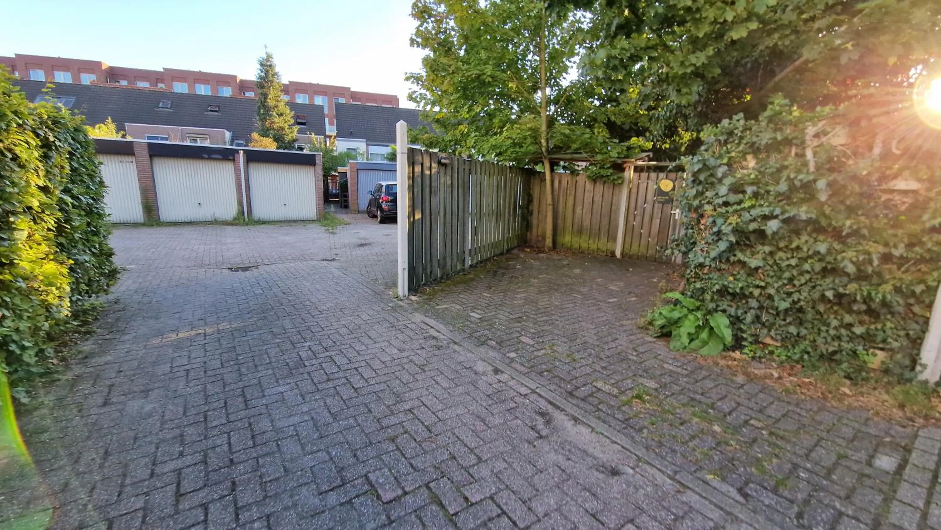 Parking in Hof, a luxury stay in the center of Eindhoven