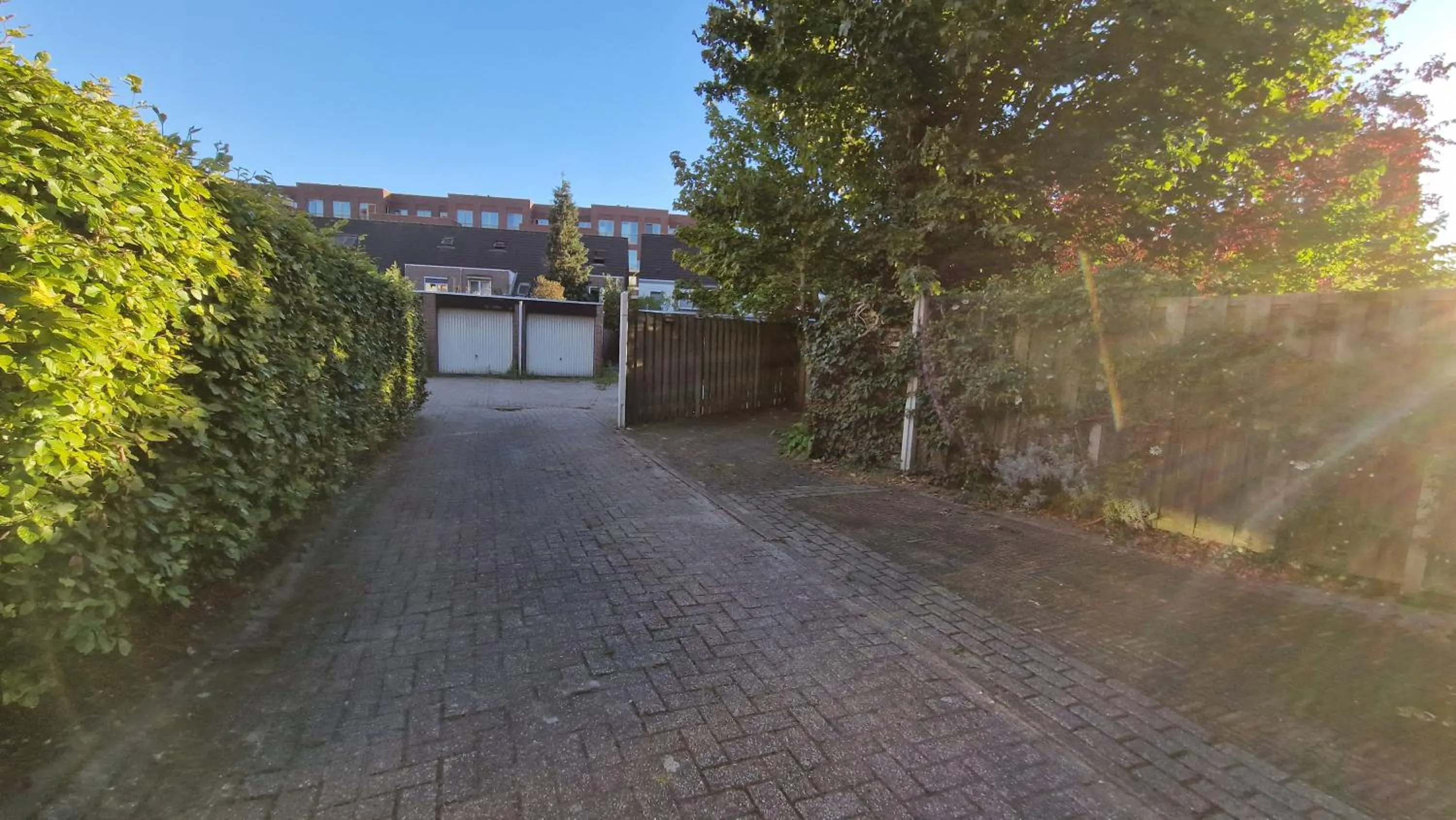 Parking in Hof, a luxury stay in the center of Eindhoven