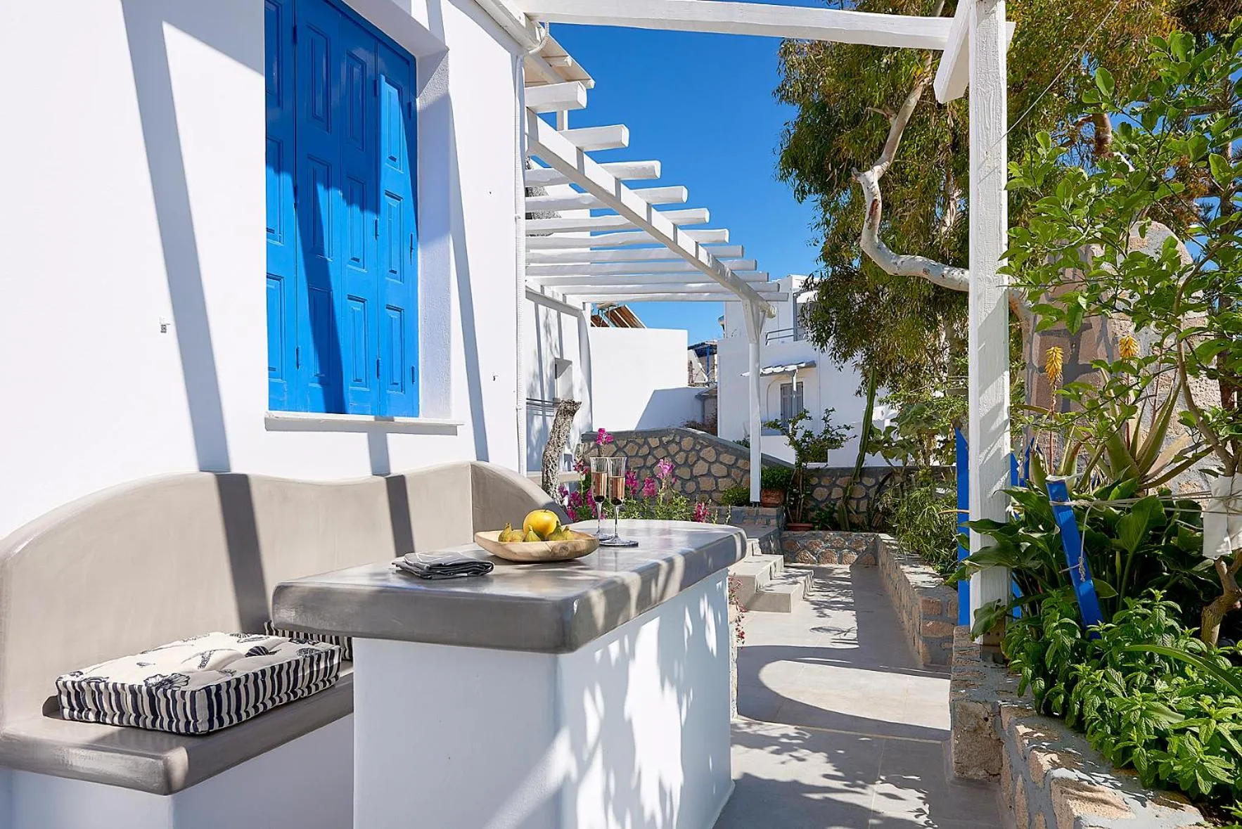 Garden in Elia Studios Pollonia