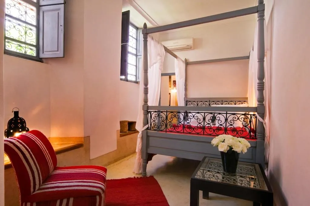 Bed in Riad Dar Hanane