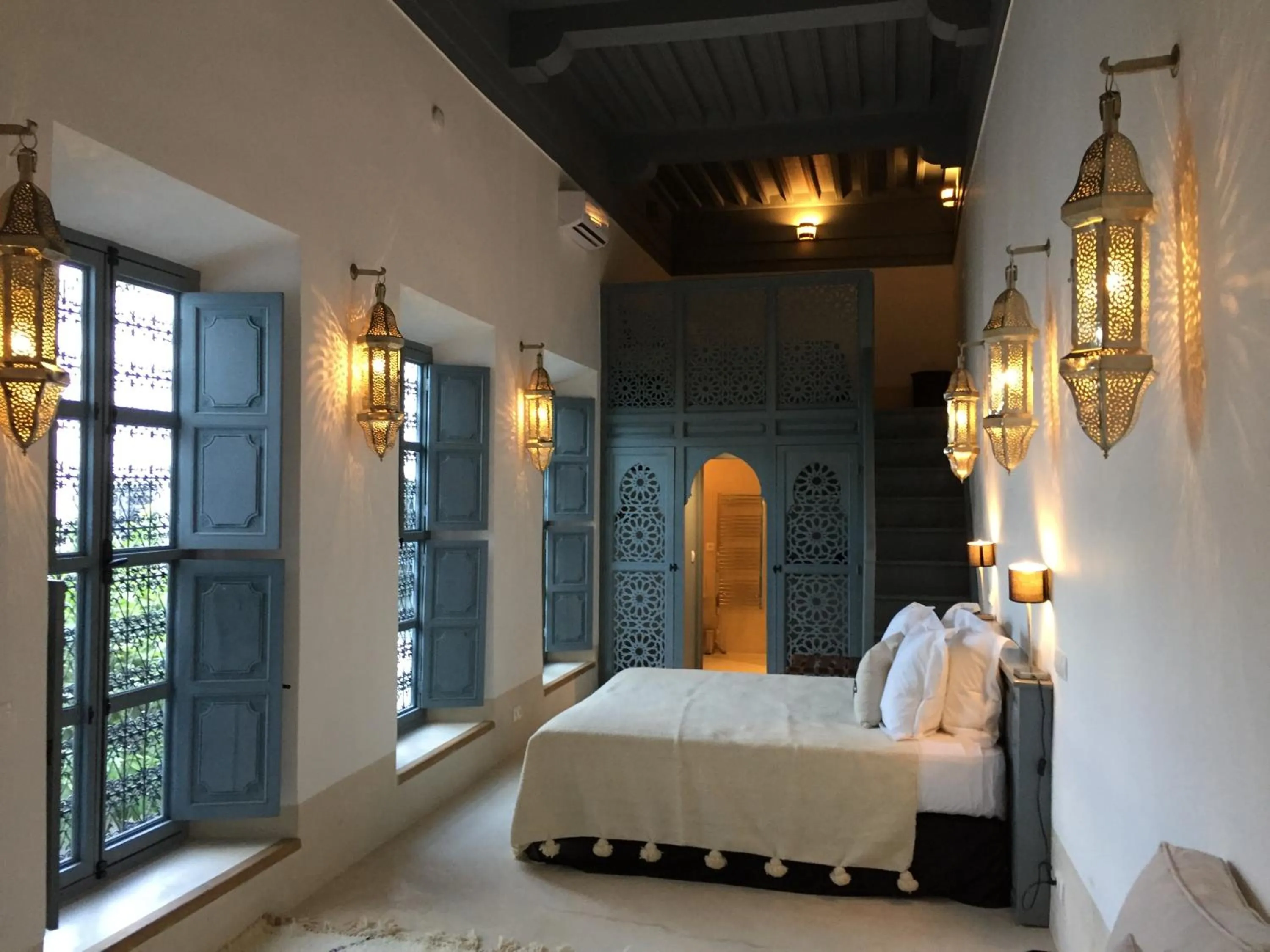 Bed in Riad Dar Hanane