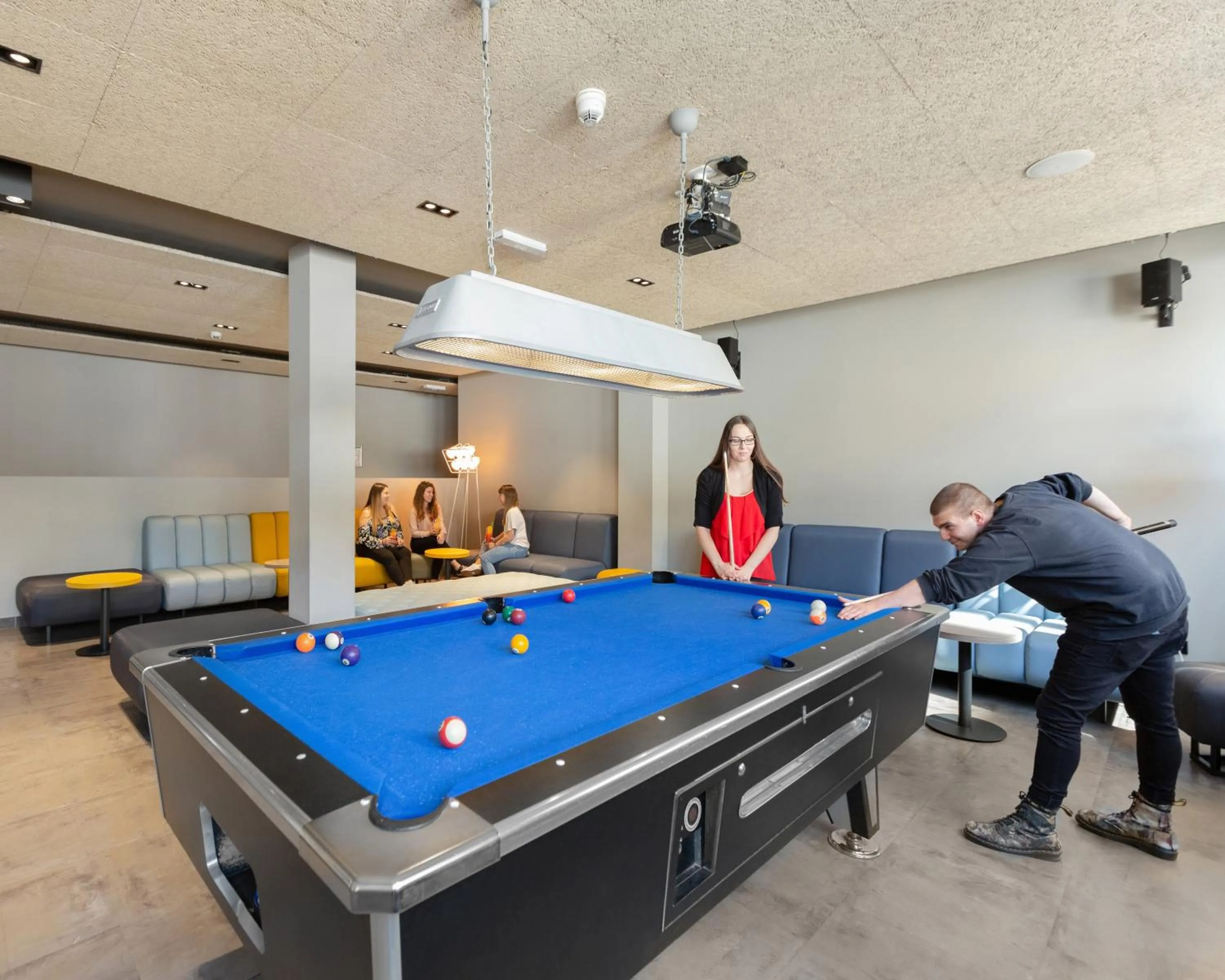 Billiard in a&o Frankfurt Galluswarte