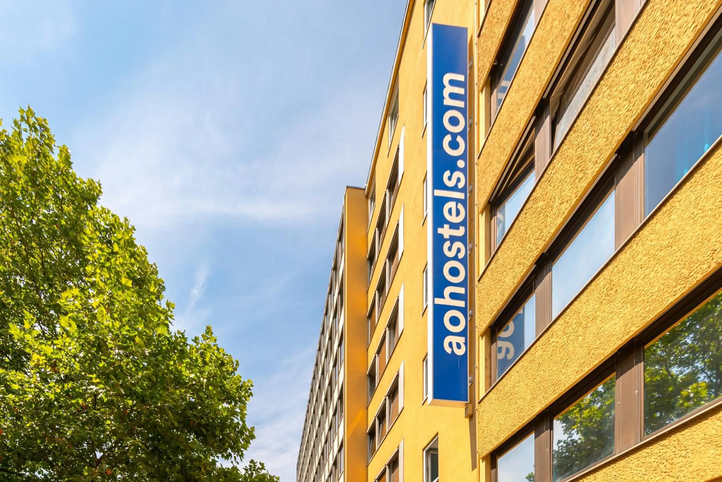 Property building in a&o Frankfurt Galluswarte Property building in a&o Frankfurt Galluswarte