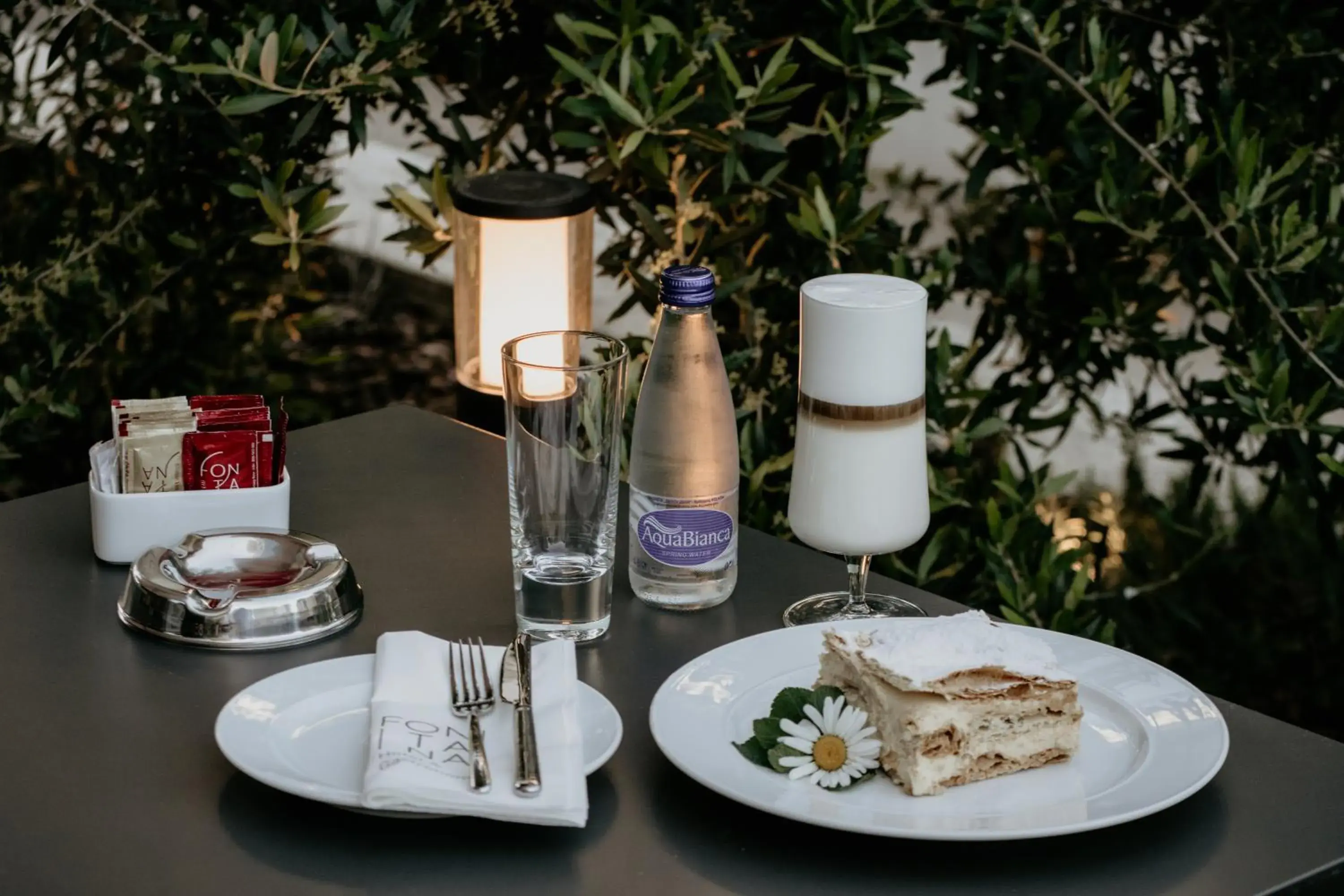 Restaurant/places to eat in Fontana Hotel & Gastronomy Restaurant/places to eat in Fontana Hotel & Gastronomy