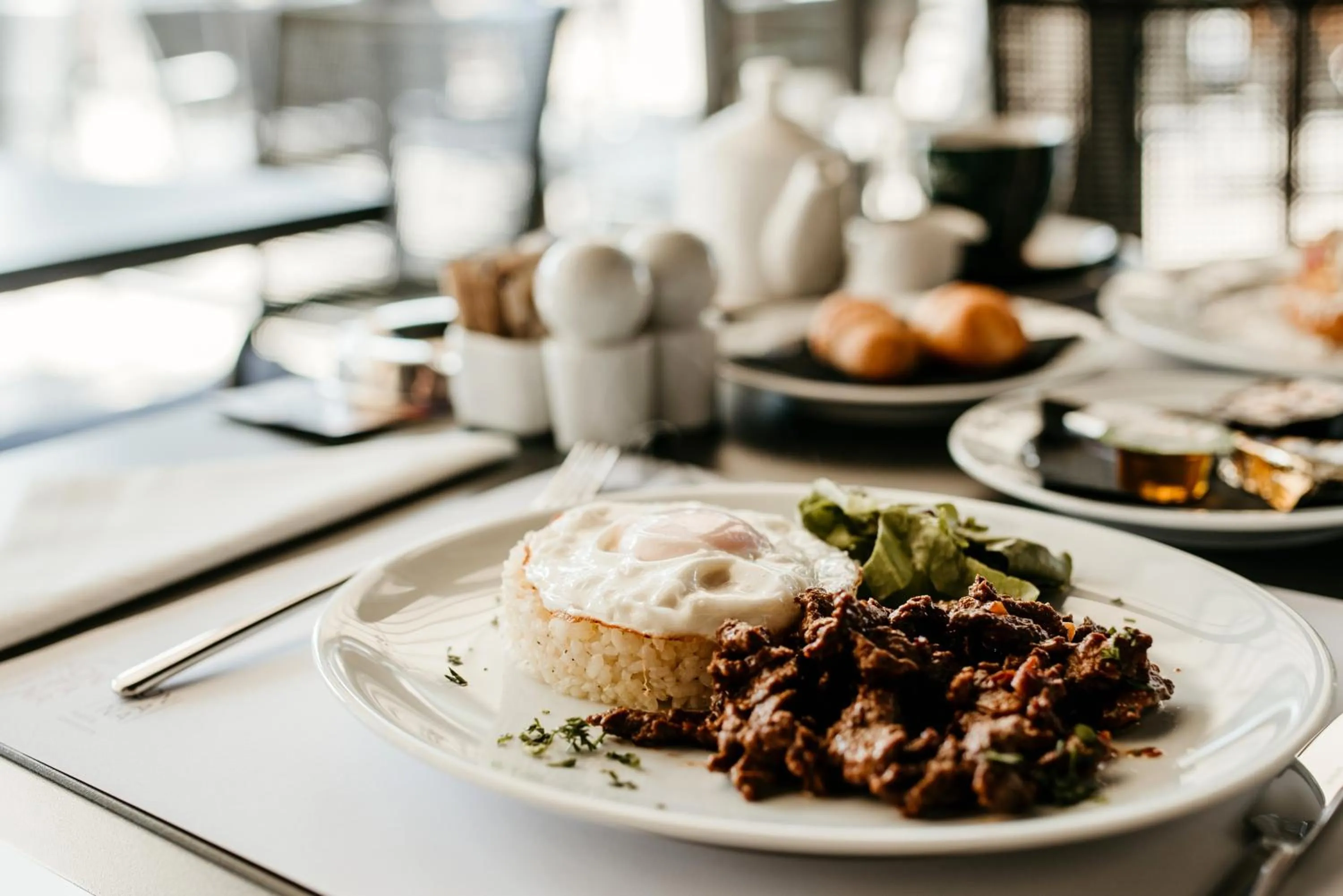 Breakfast in Fontana Hotel & Gastronomy