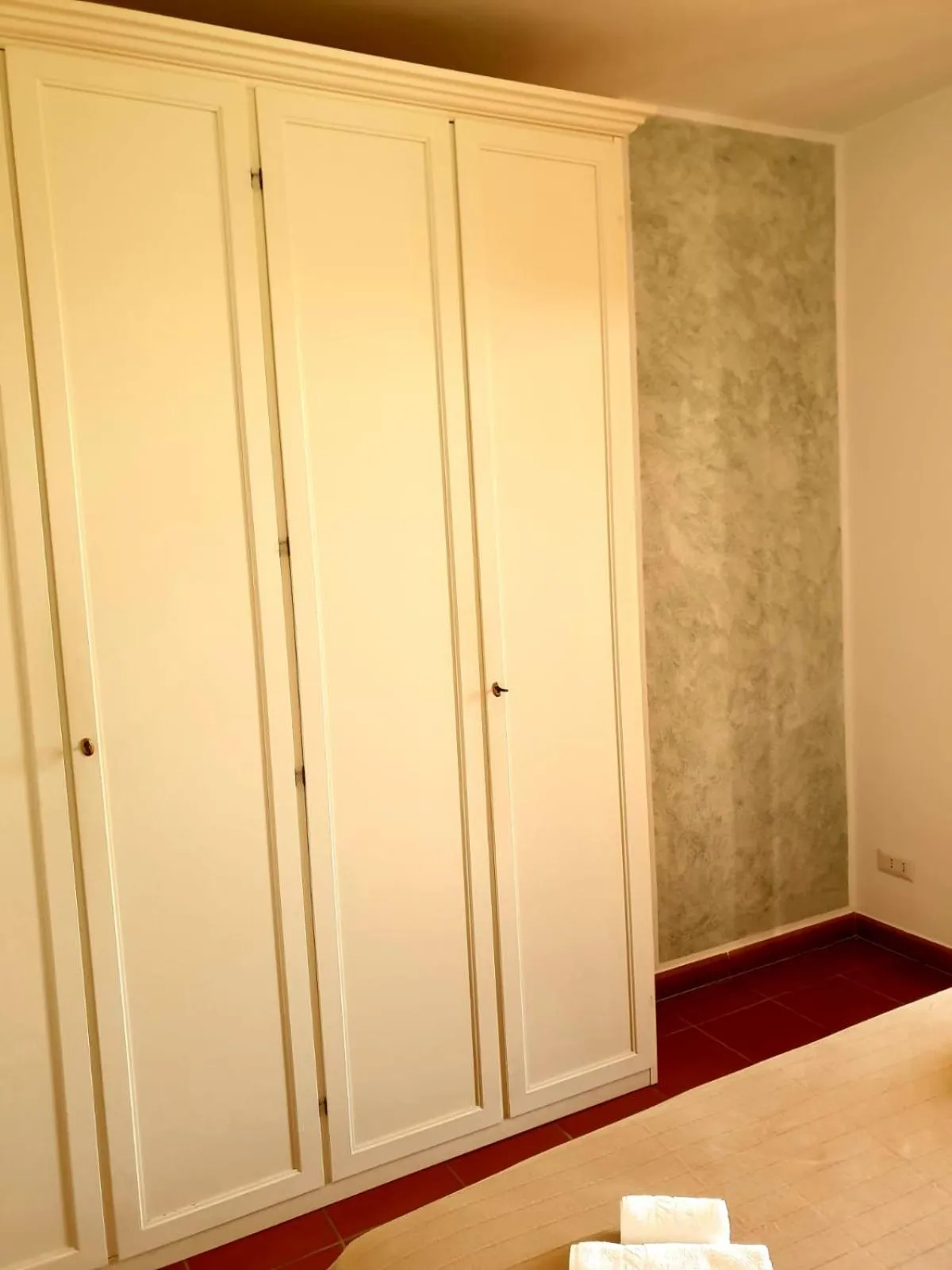 wardrobe in Residence Ataras