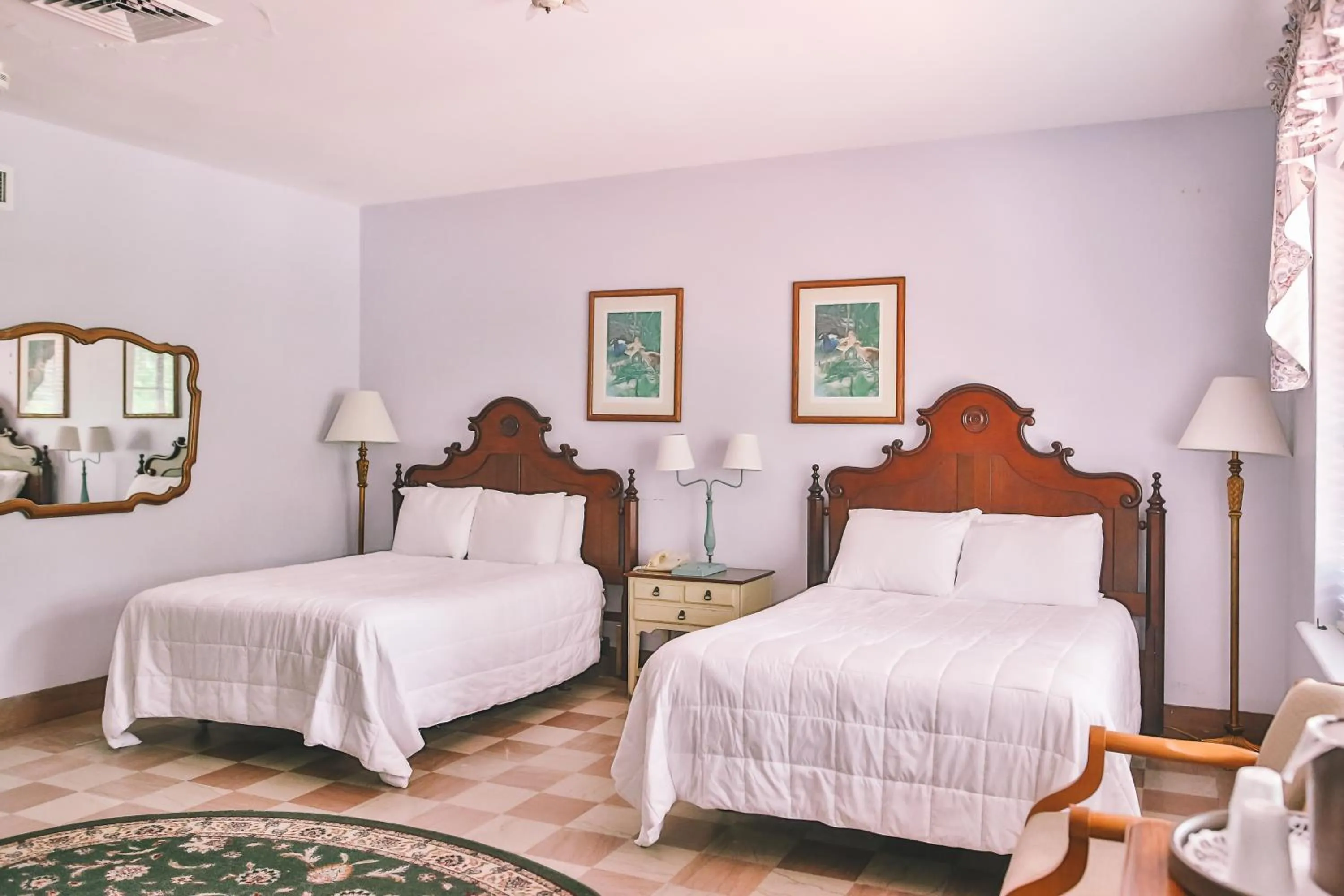 Bed in The Lodge at Wakulla Springs