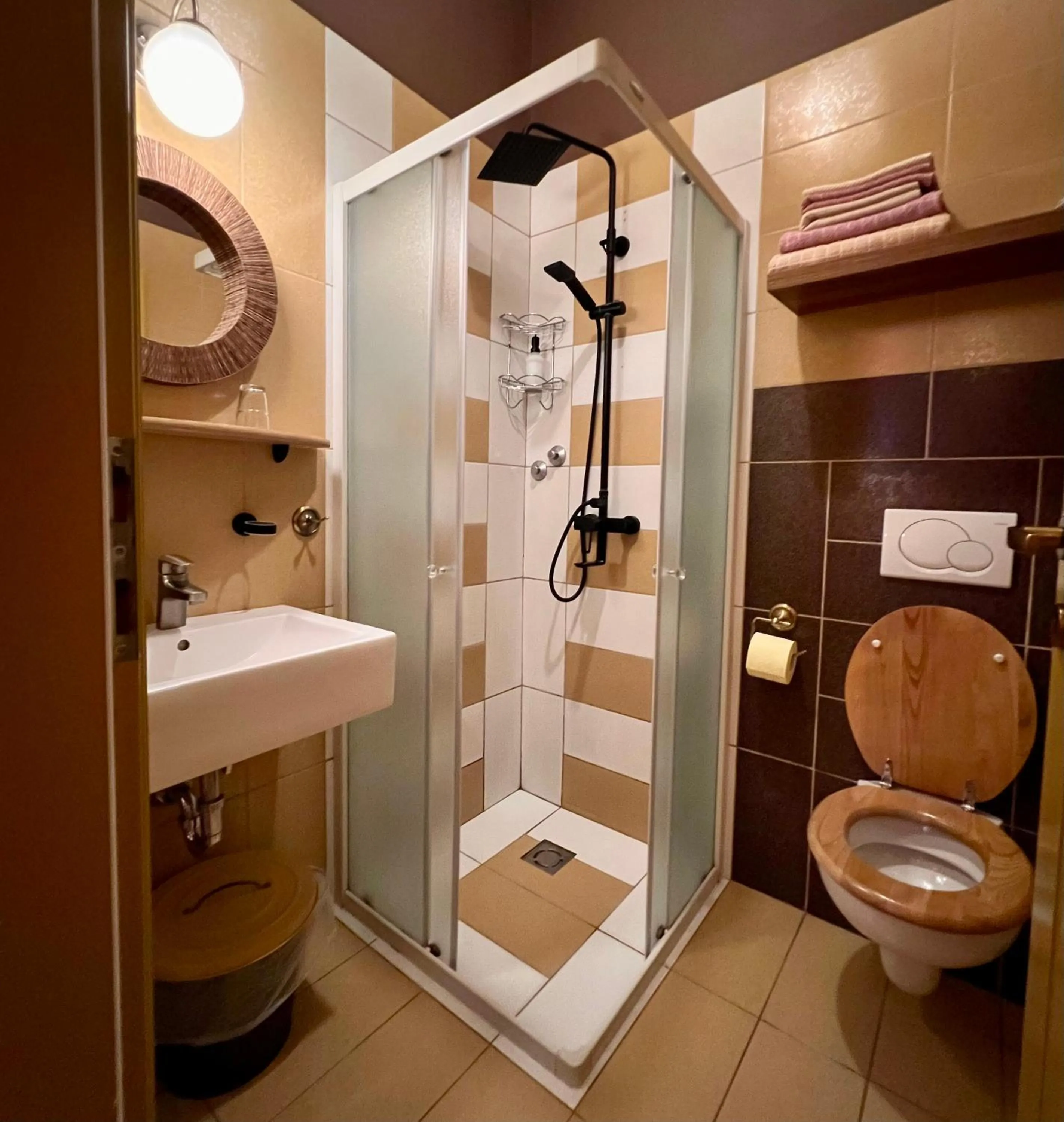 Bathroom in MuziKafe - Home of Culture