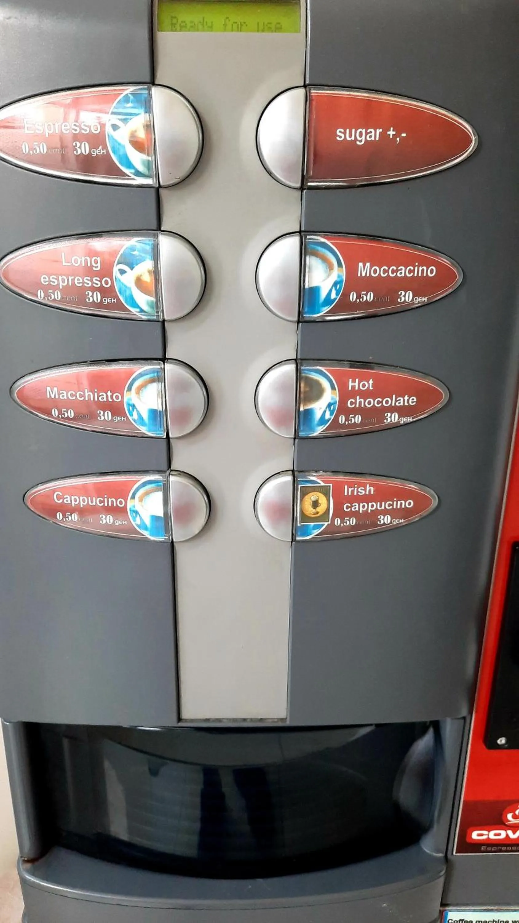 Coffee/tea facilities in Aloha Apartments with pool