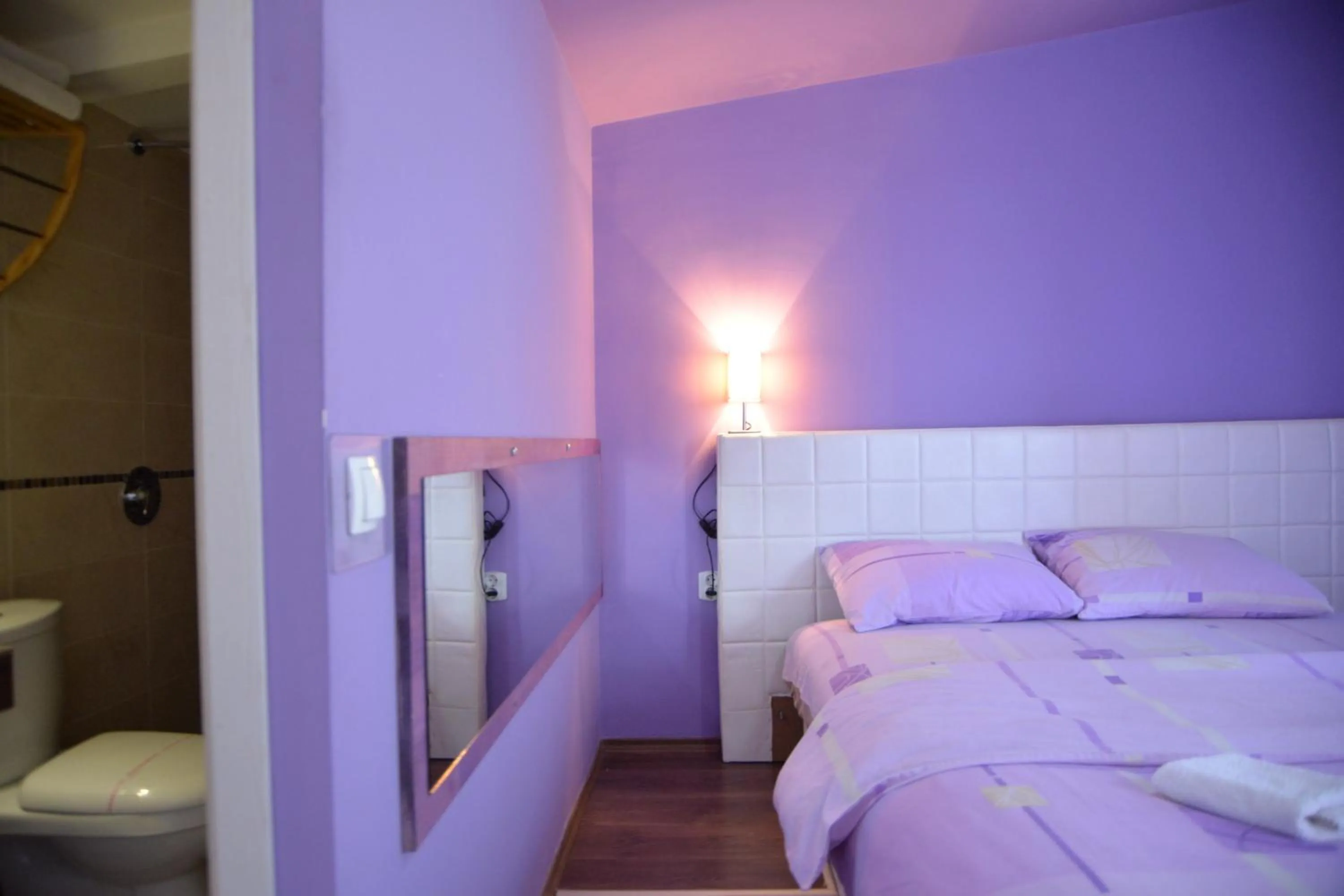 Photo of the whole room, Bed in Aloha Apartments with pool