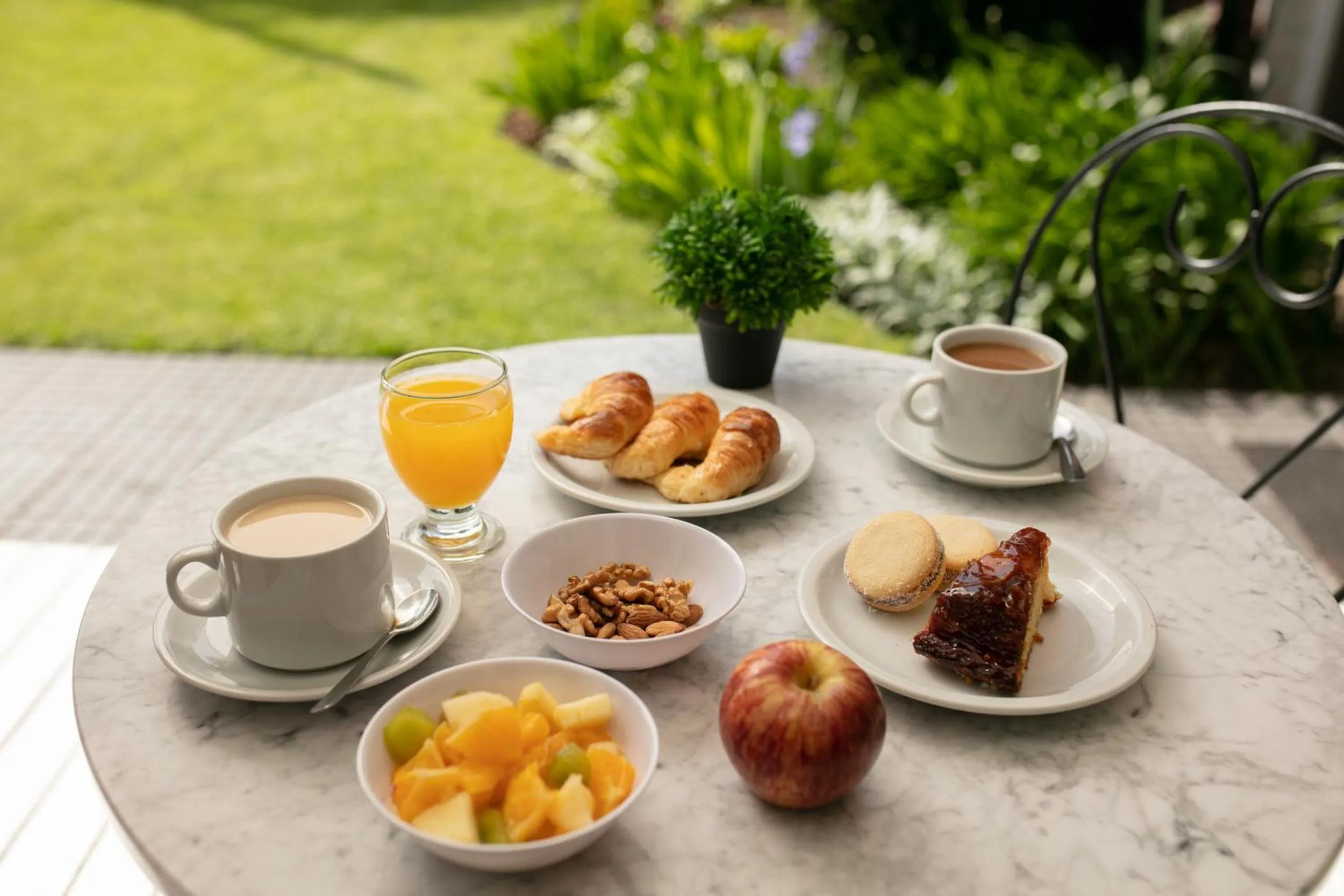 Breakfast in Altos de Guemes Hotel